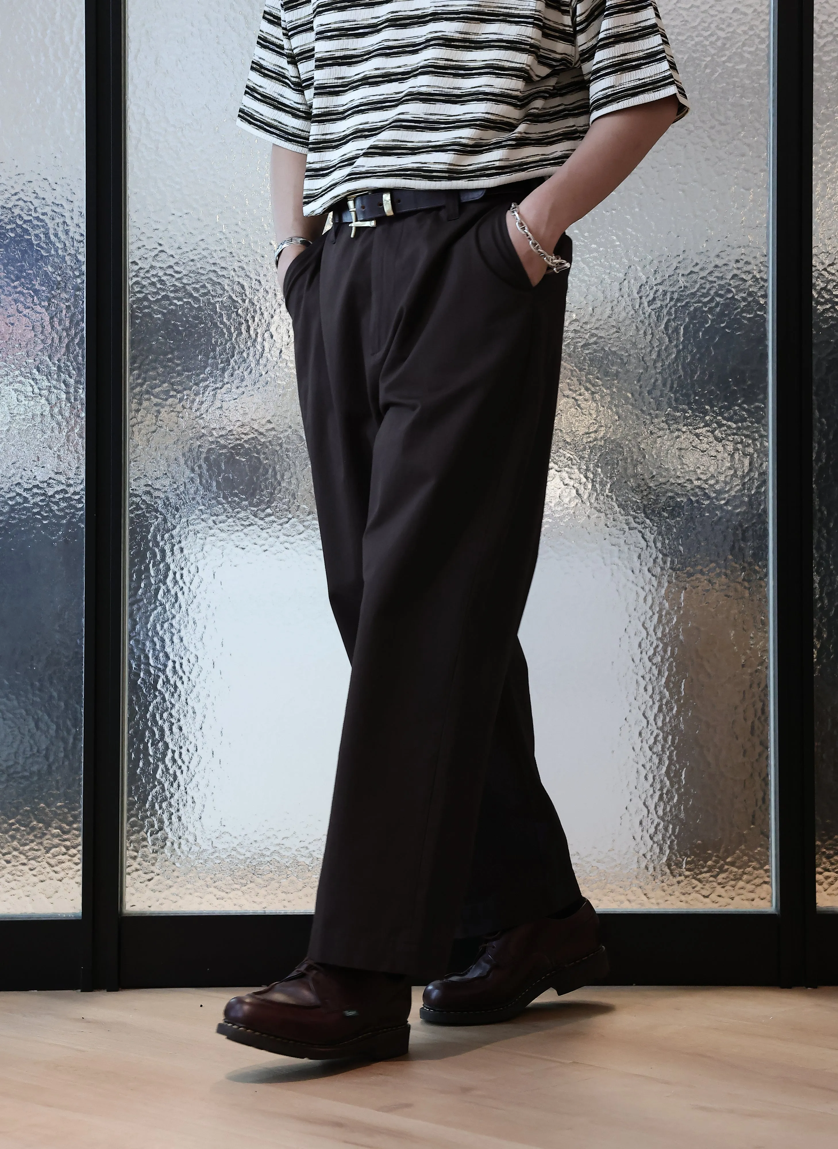 Loose Work Pants PressureRelief Seams