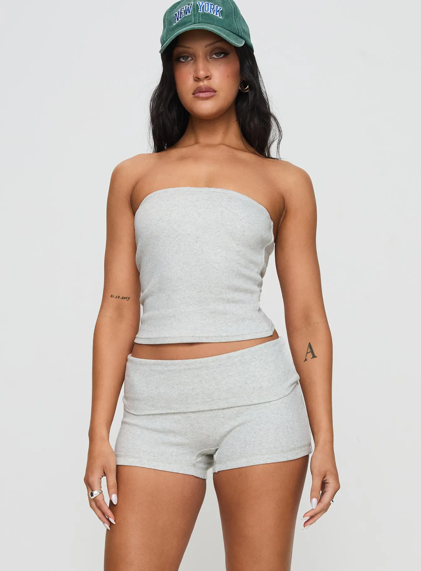 NoSlip Hem Baseline Low Rise Rib Shorts Grey Marle