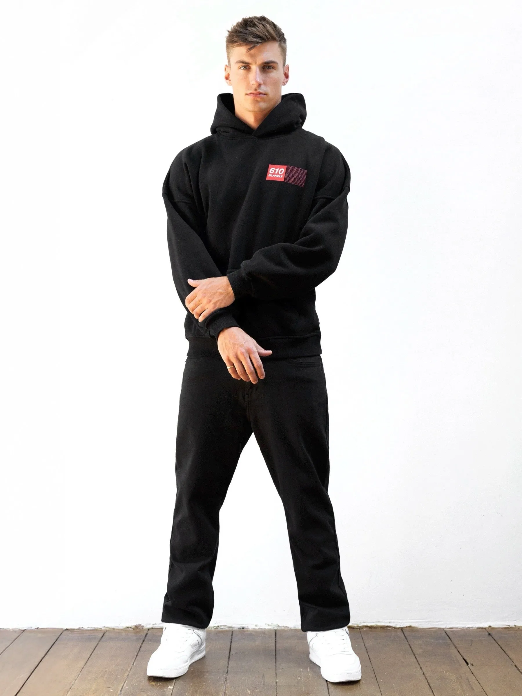 Valentine's Day look Tribeca 610 Relaxed Hoodie - Black