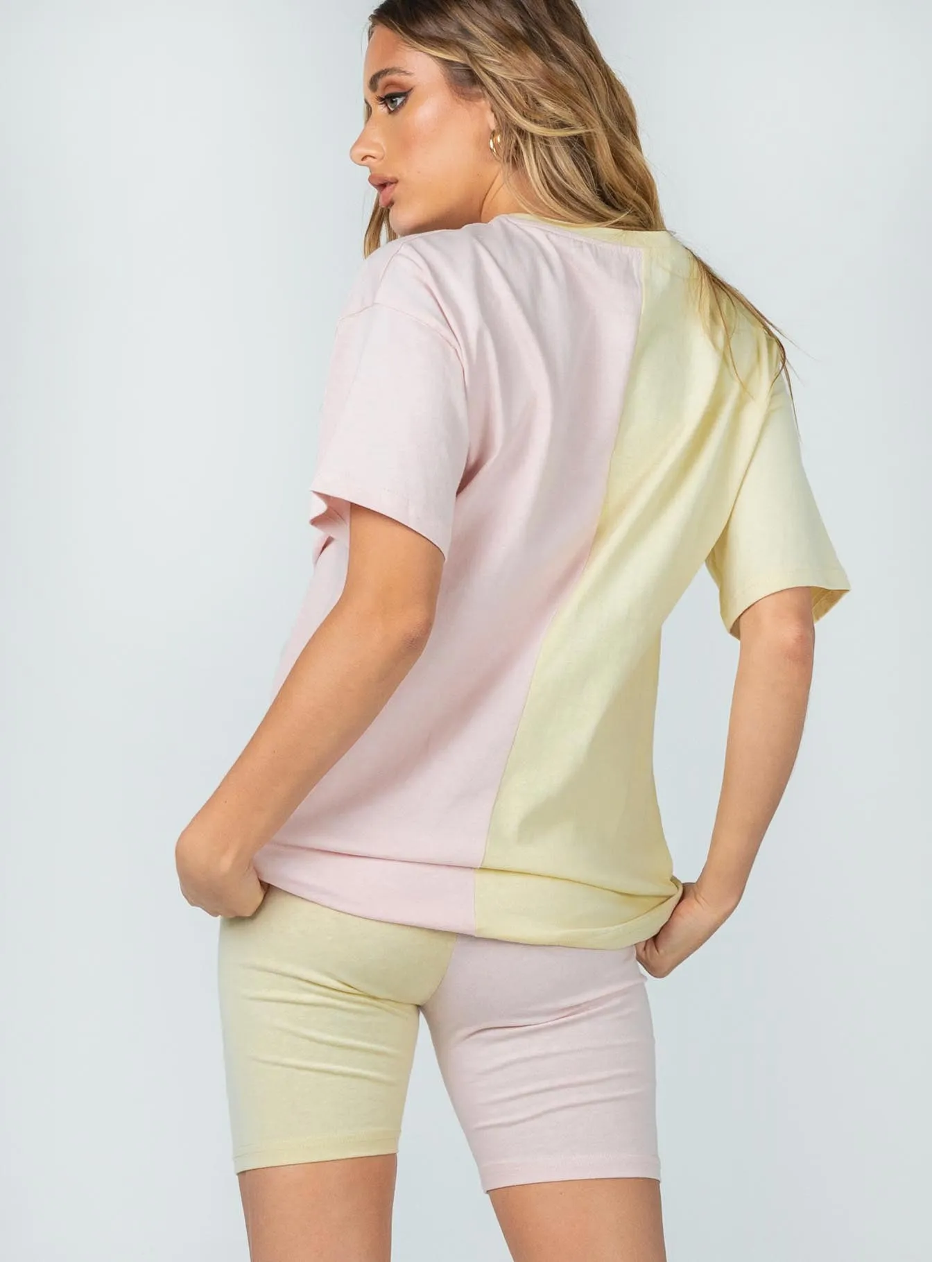 MultiPocket Design Elisia Shorts Yellow / Pink