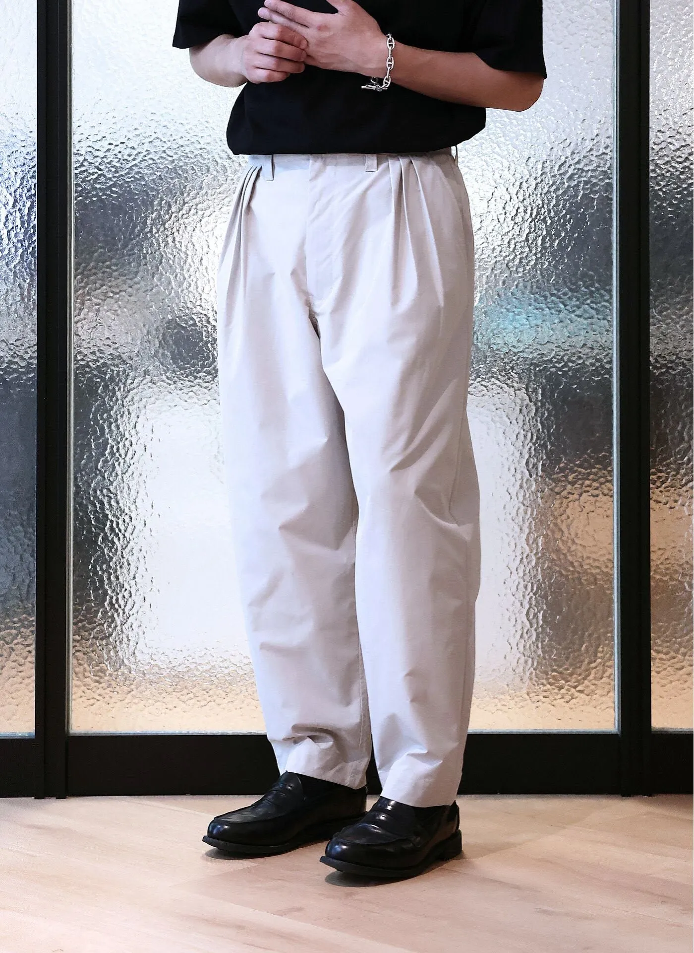 Lt. weight Cotton Touch Solotex Pleats Pants Conscious Core Team Edge
