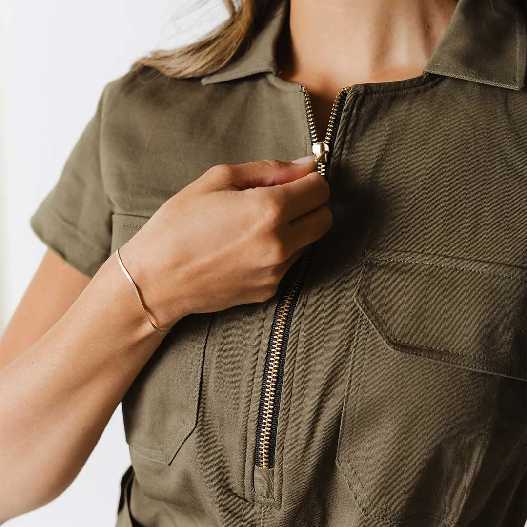 Hamptons Dress, Olive Canvas Classic Glow SoftenedEdges