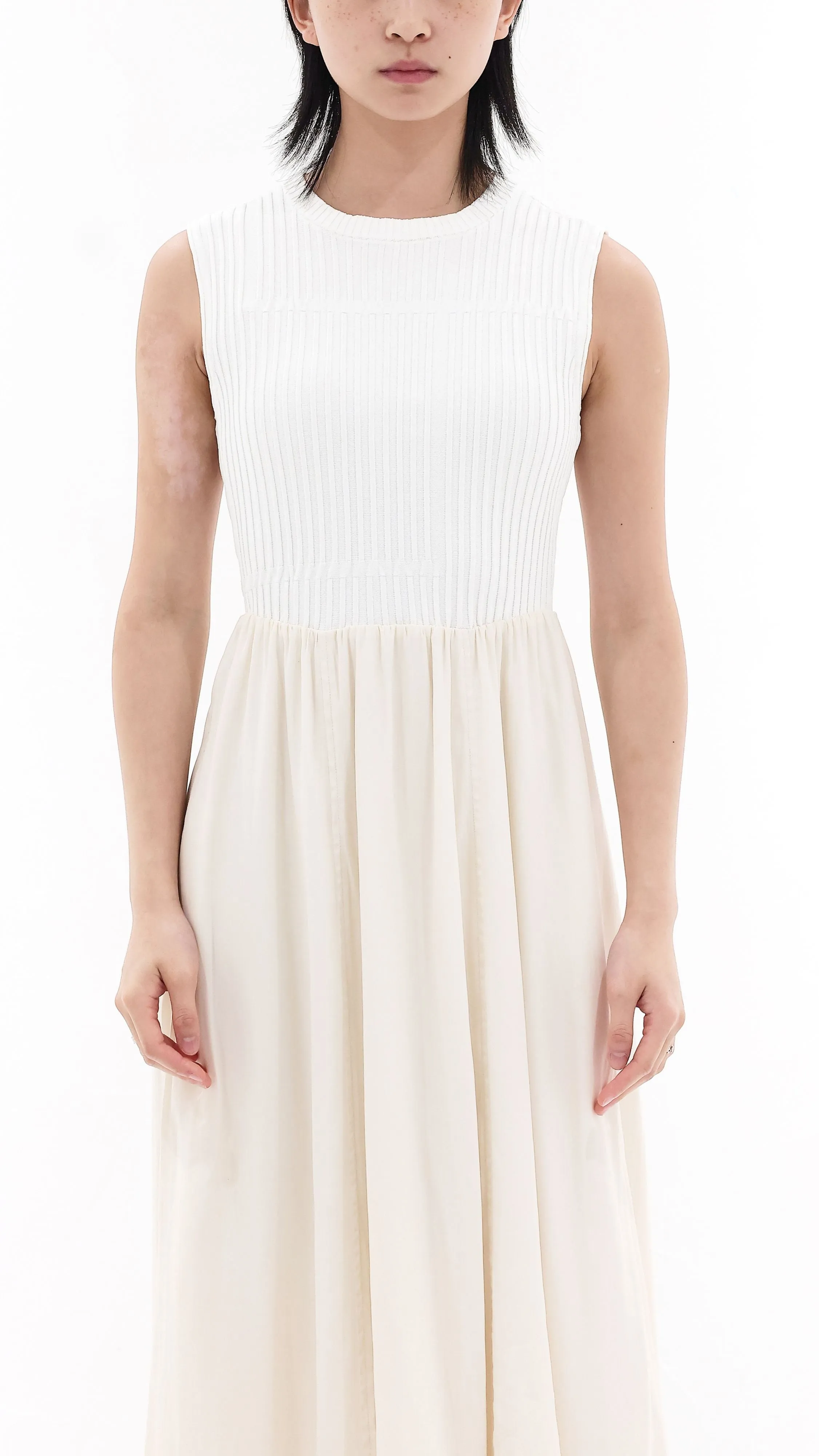 Balloon Shape Dress LightweightWeave Soft Core