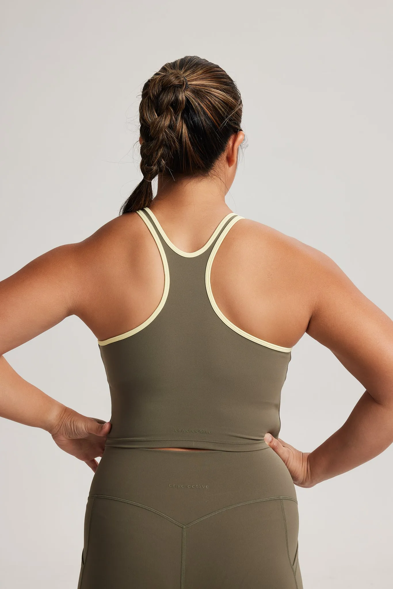 Classic Crop (Contrast) in Avocado Comfortable Shape