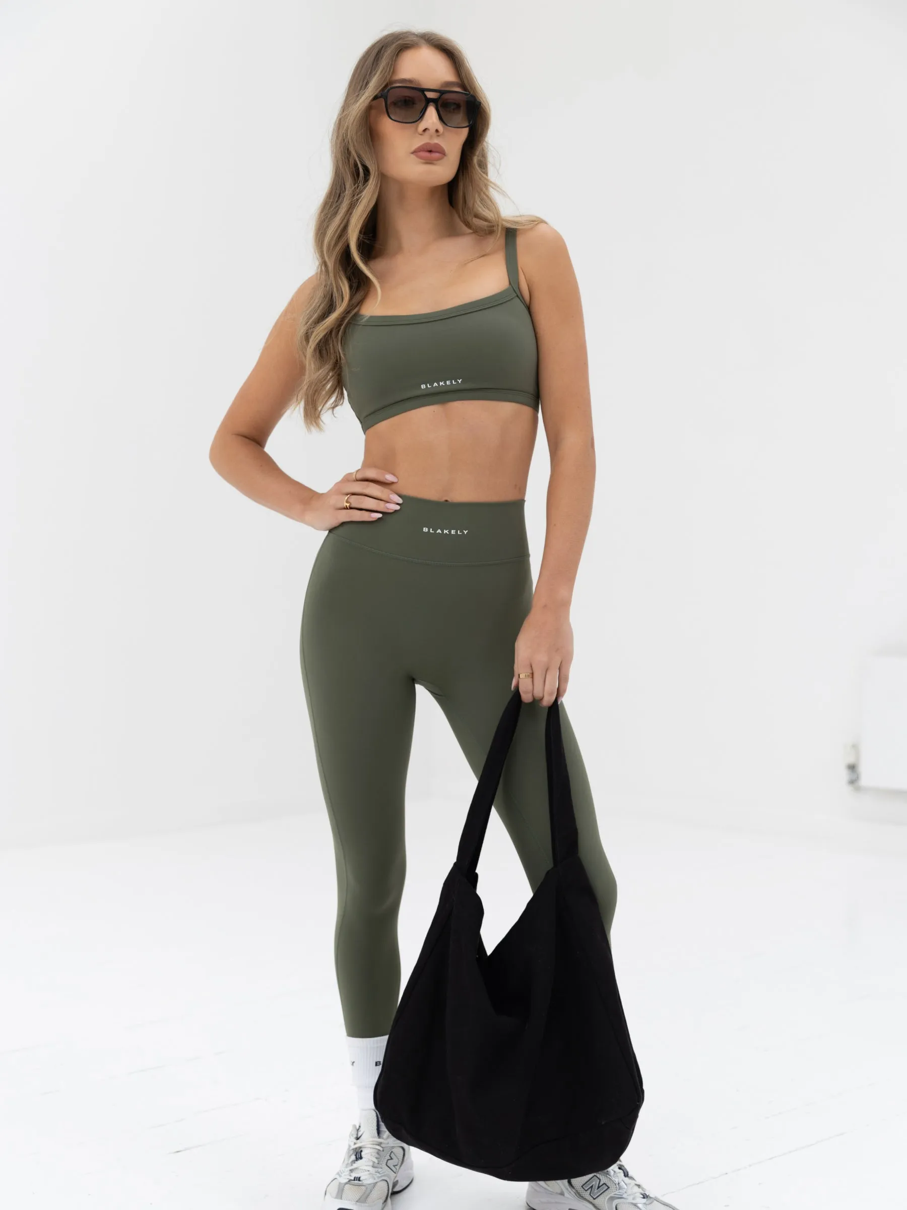 Ultimate Sports Bra - Khaki Green Fitness Apparel Versatile Style