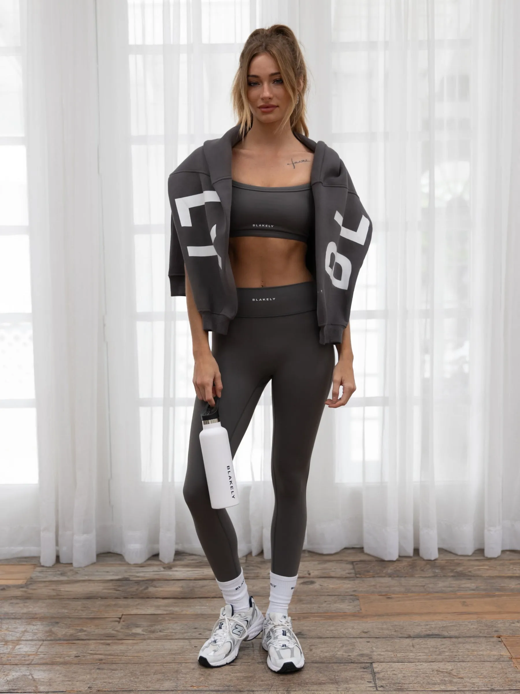 Secure Closure Athletic Ultimate Sports Bra - Charcoal