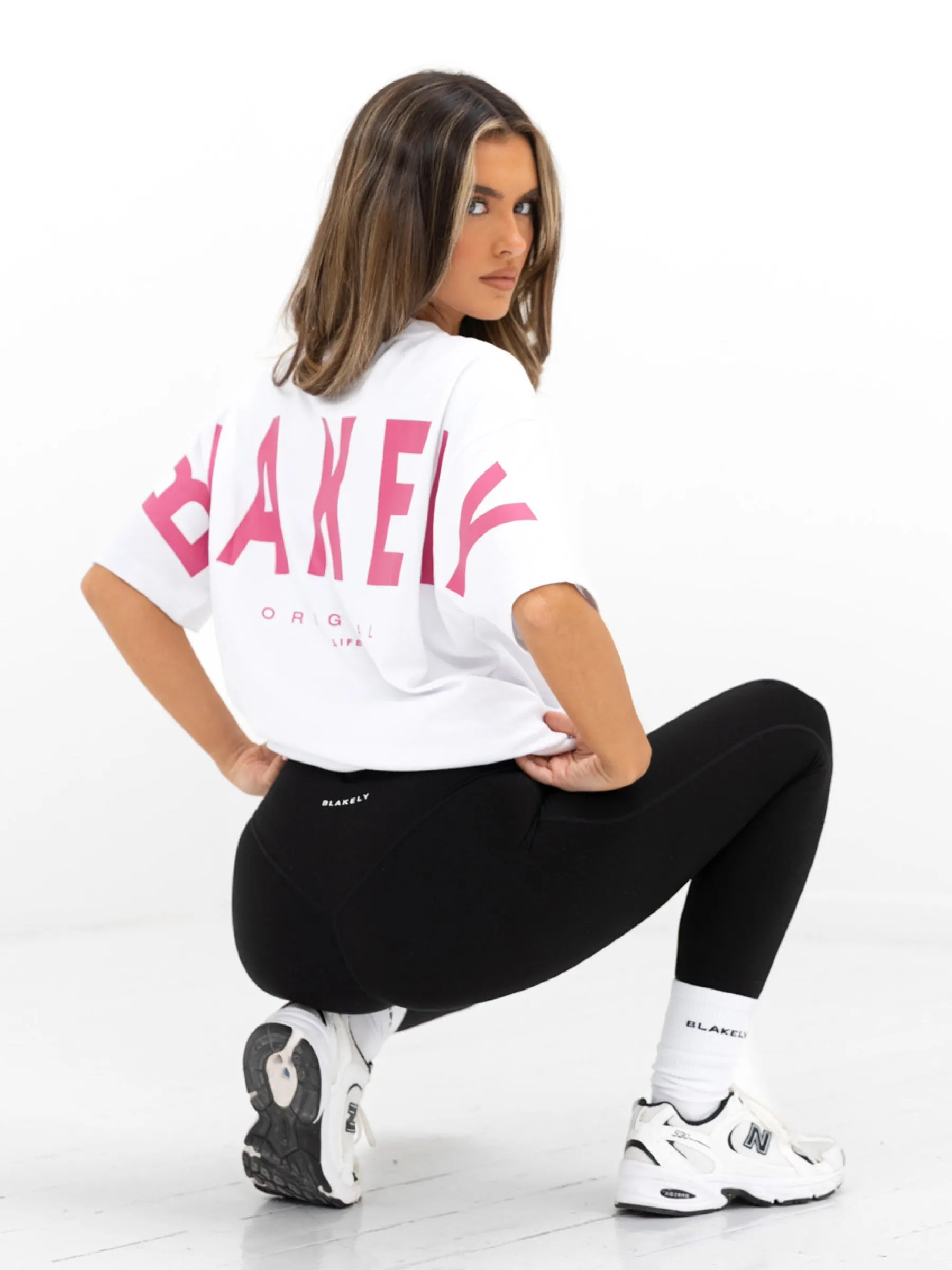 Isabel Oversized T-Shirt - White & Hot Pink Fit For All Day