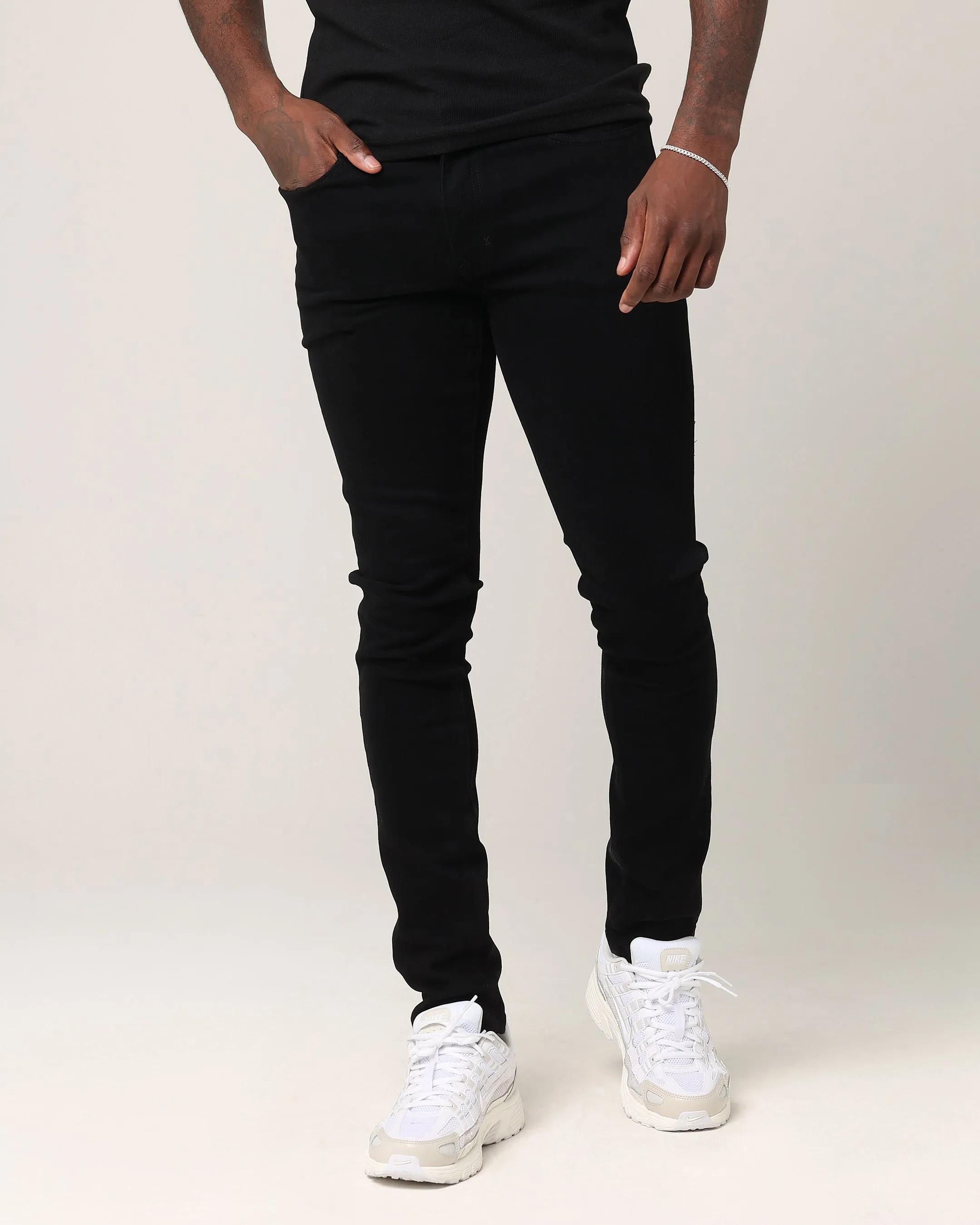 Fashion Lover Outdoor Enthusiast Saint Morta Dynasty Jean Black