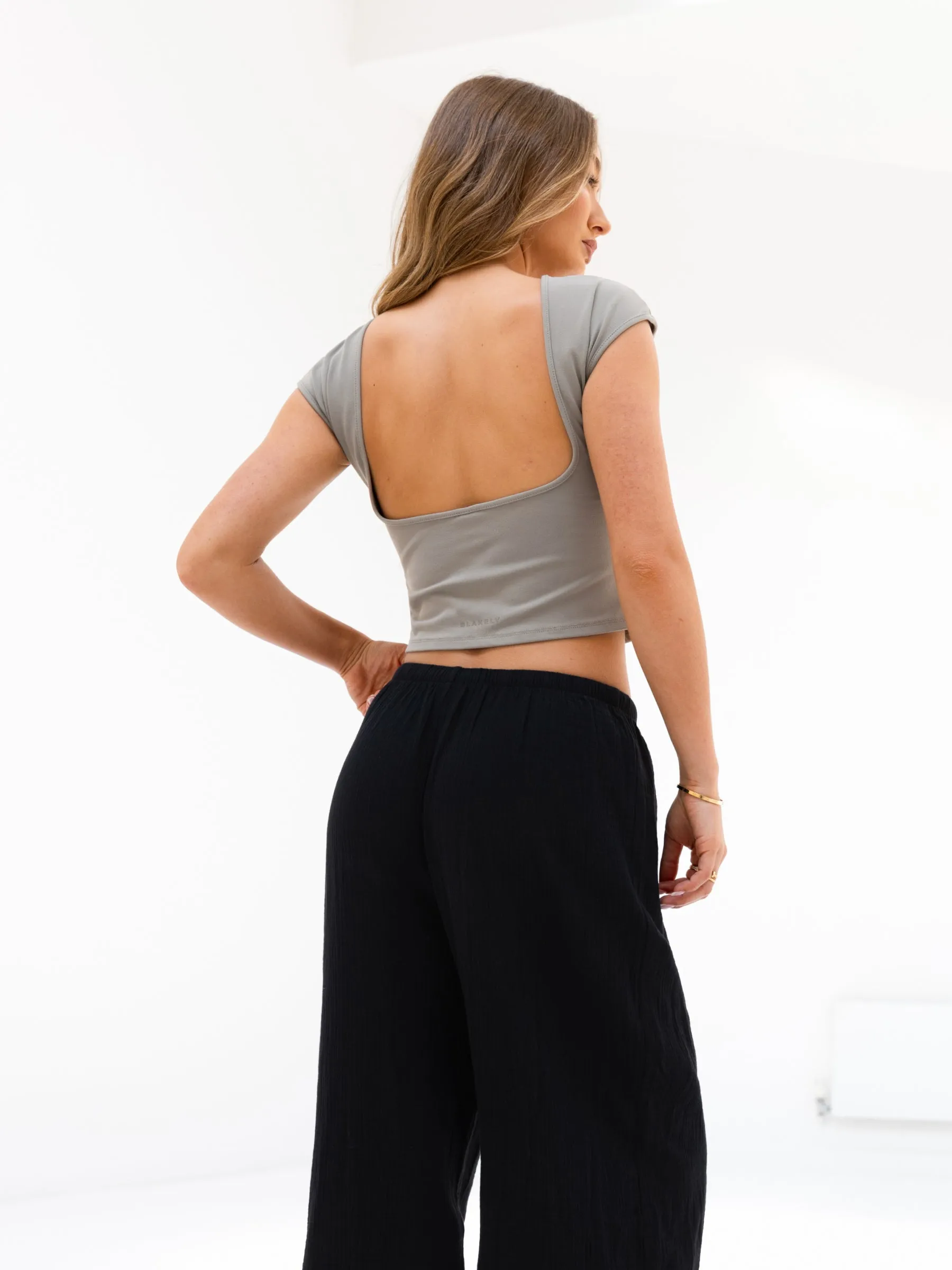 Solea Backless Top - Neutral Grey FadeResistantPrint Floral freshness