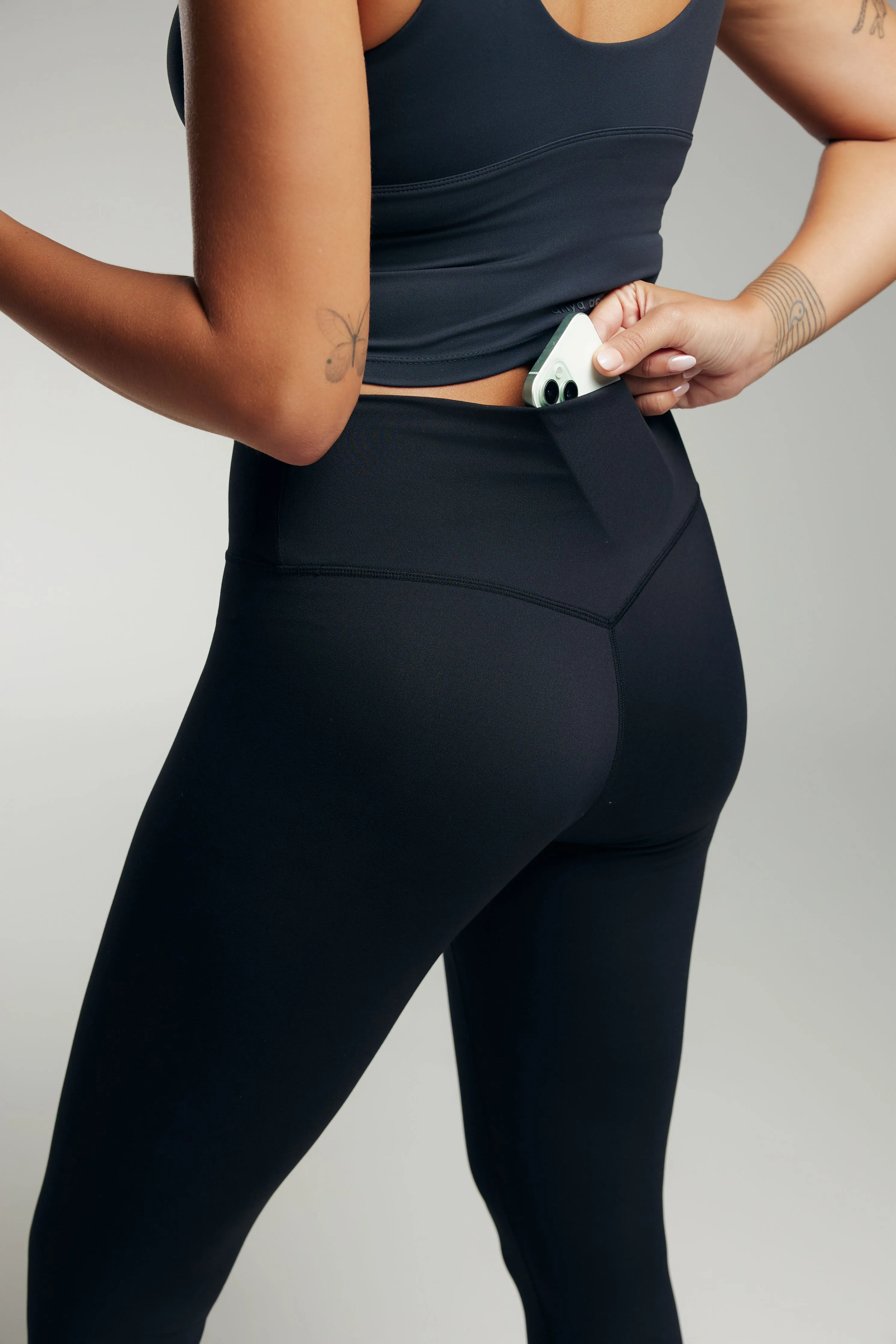 [AA x Hanli] Classic Leggings (Tall 26") in Dusk Ultra Light Cycling Trip