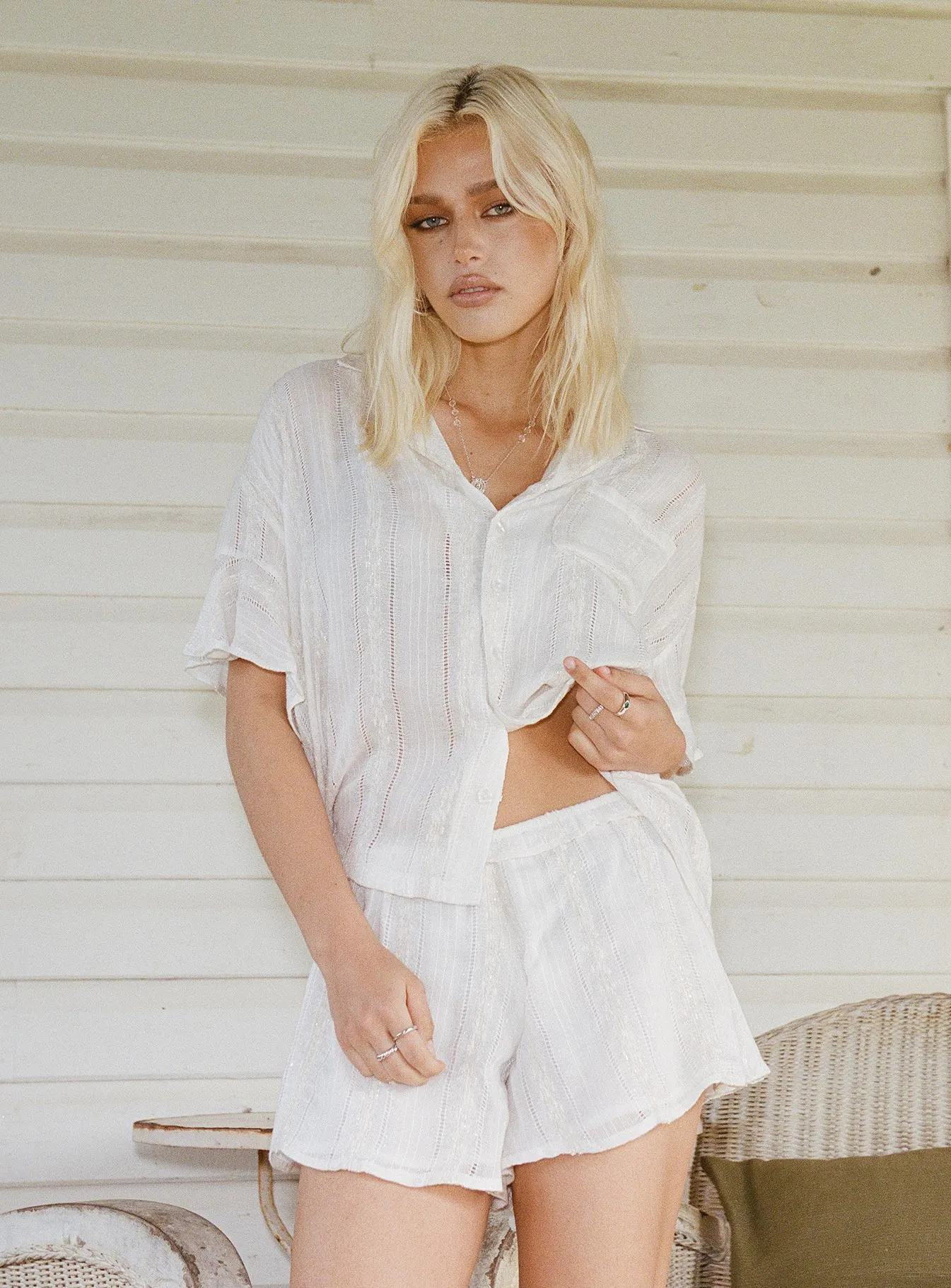 Bennie Shorts White ChafeResistant Seams QuickDryMaterial
