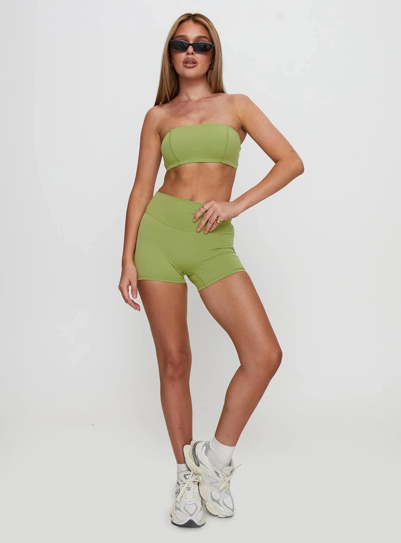 Touchdown Active Contour Short Green DoubleStitchedSeams TearResistantMaterial