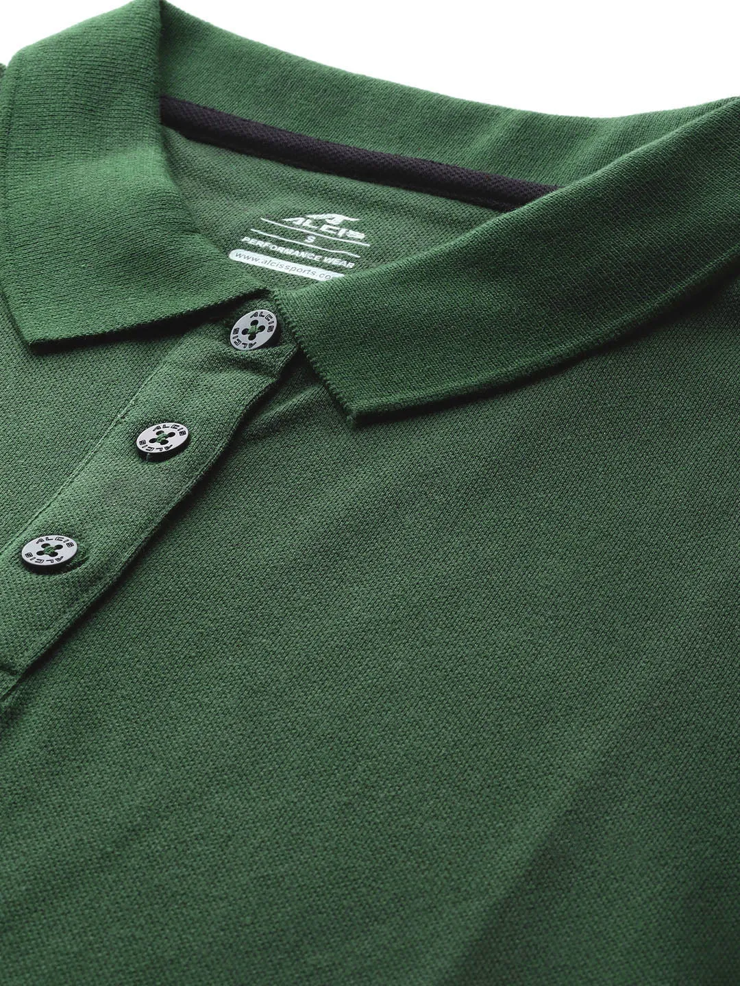 Victory Polo Lightweight Material Holiday Outfit