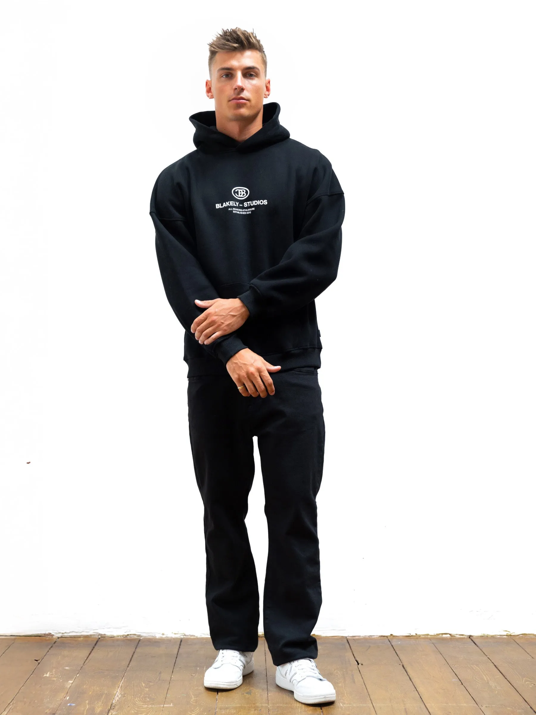 Mercer Relaxed Hoodie - Black Pika like