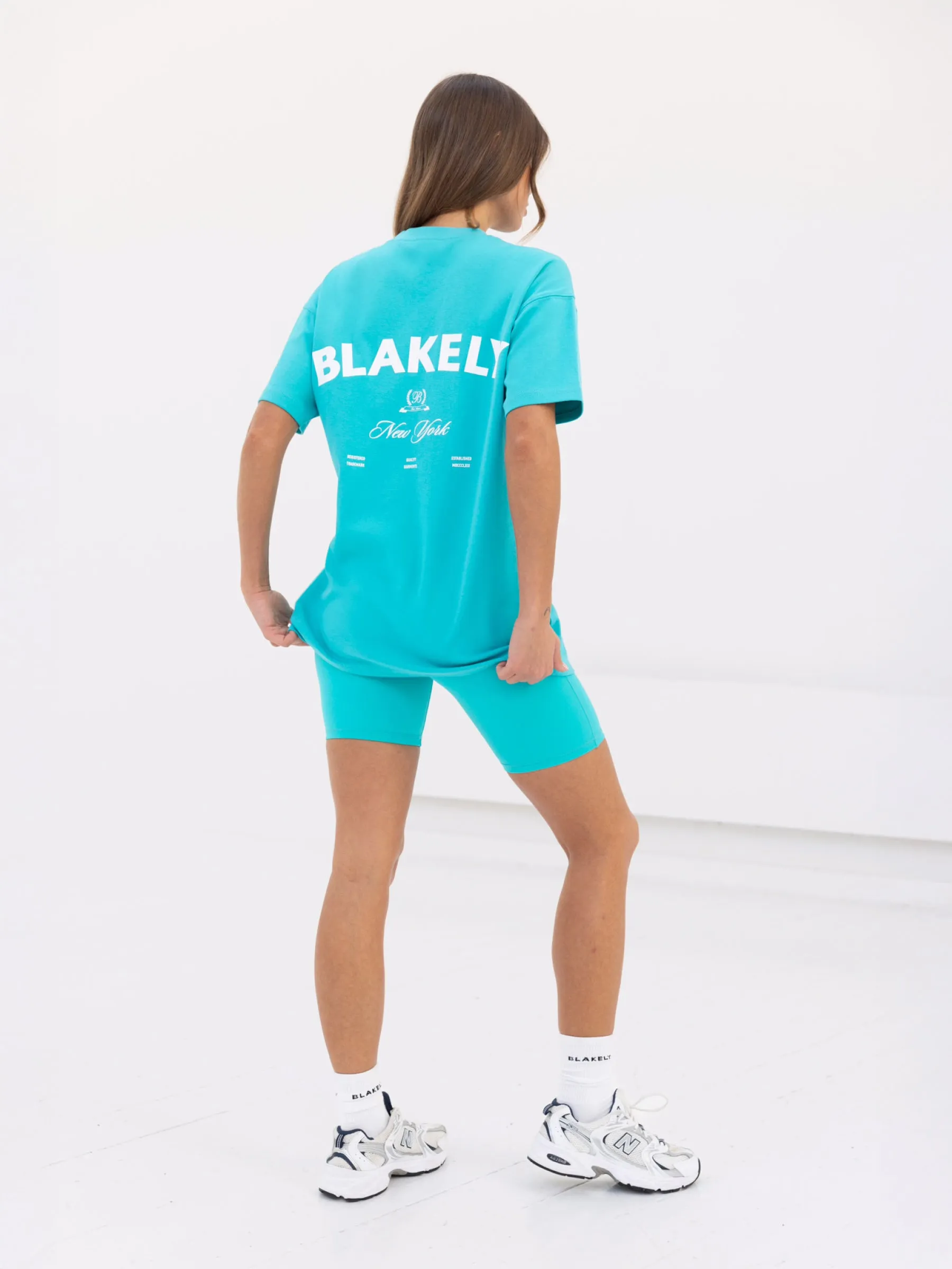 Beach relaxation Modern Layering NY Crest Oversized T-Shirt - Aqua