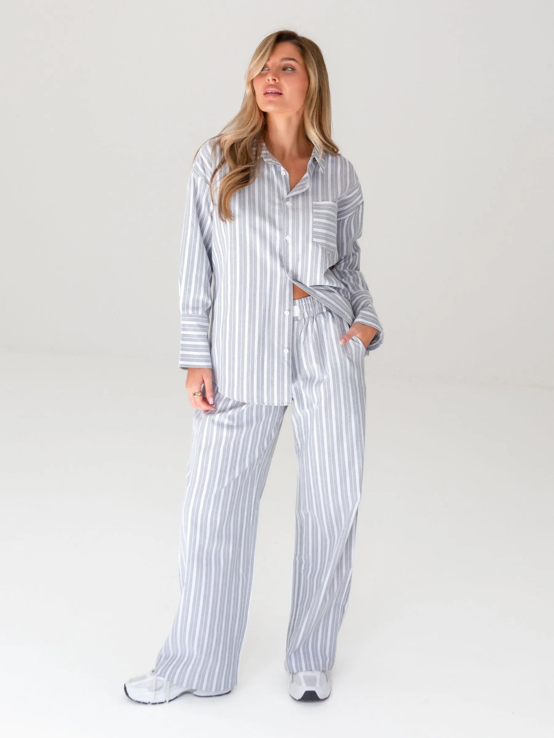 Elena Stripe Shirt - Grey Slim Fit Design Cool and Relaxed