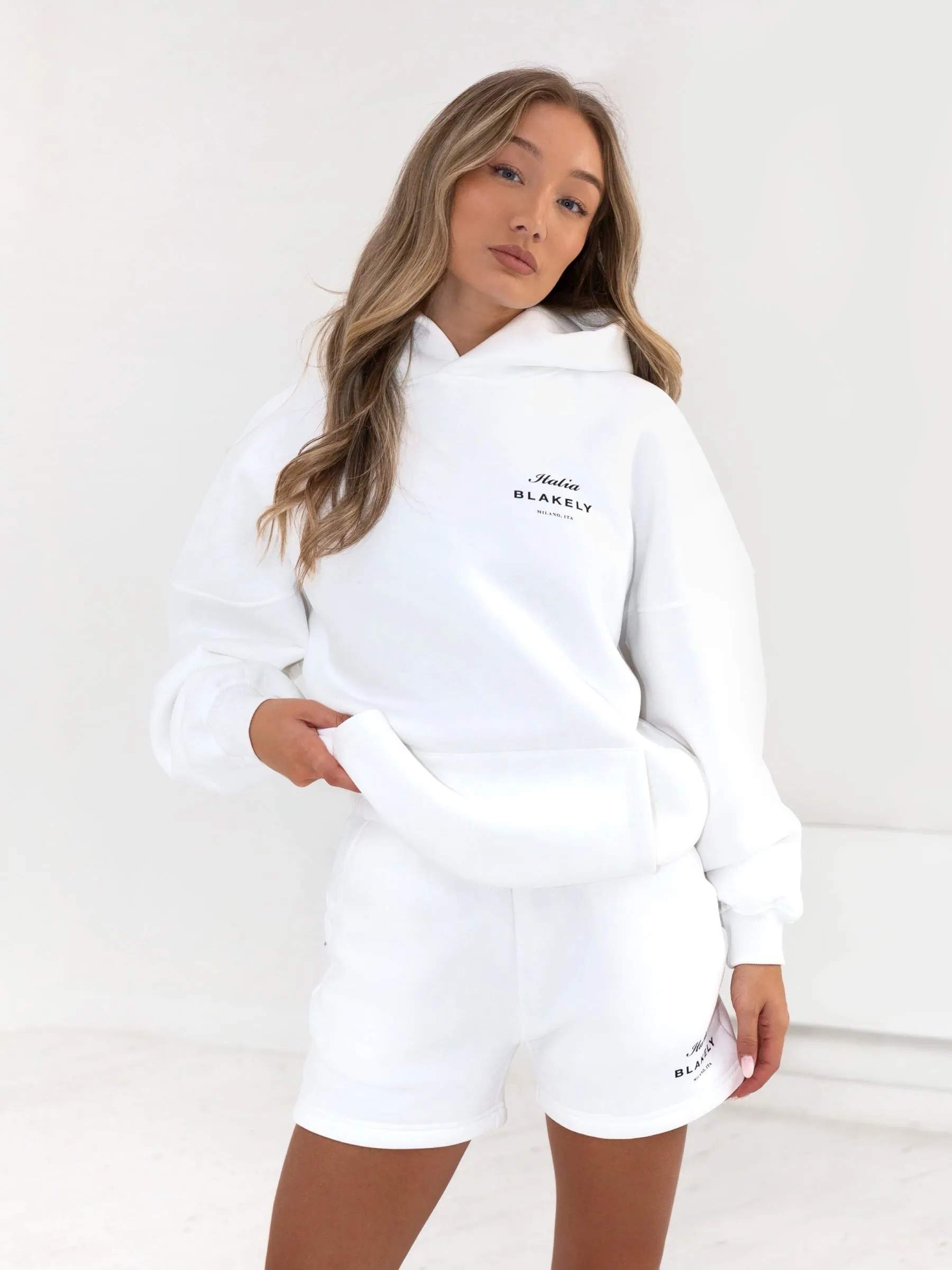 Italia Oversized Hoodie - Flat White Youthful Vibe