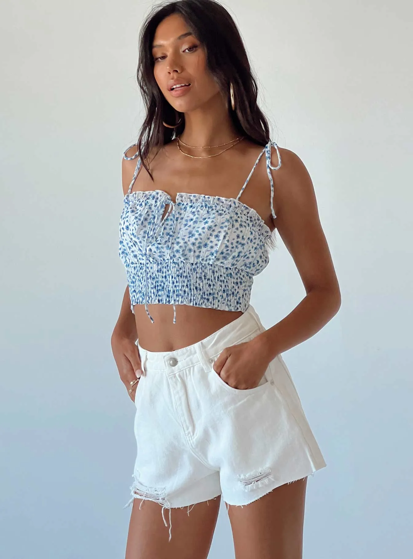 Feels Like Summer Short White Flight Fit Future Glow