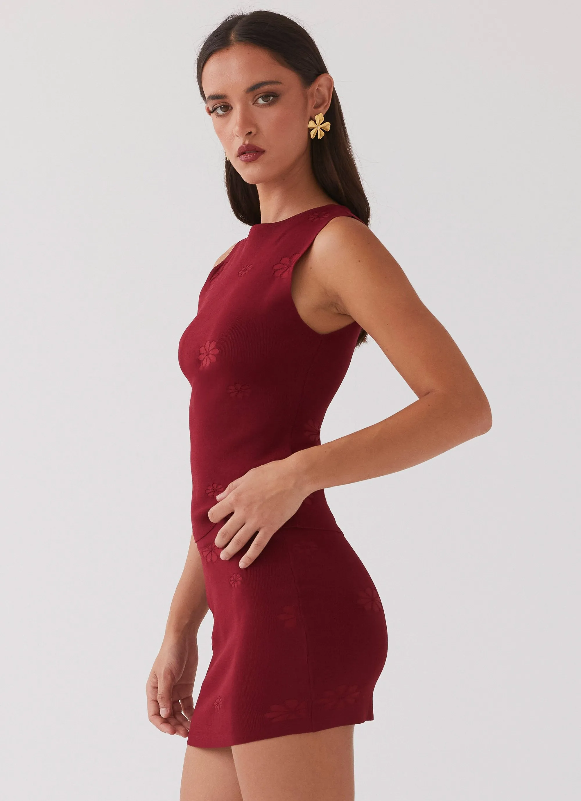 Casual-Look Holly Knit Mini Skirt - Rouge Red