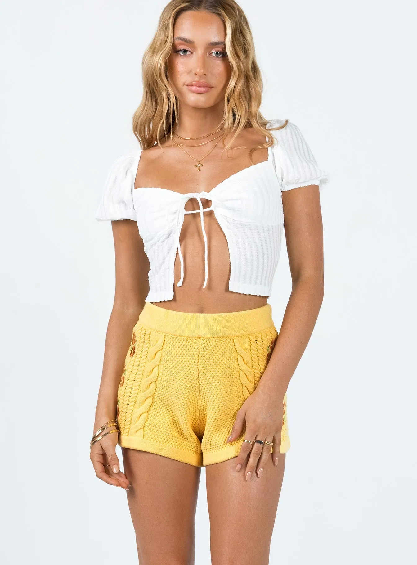 MoistureControl Lining WindResistantWeave Finula Knit Shorts Yellow