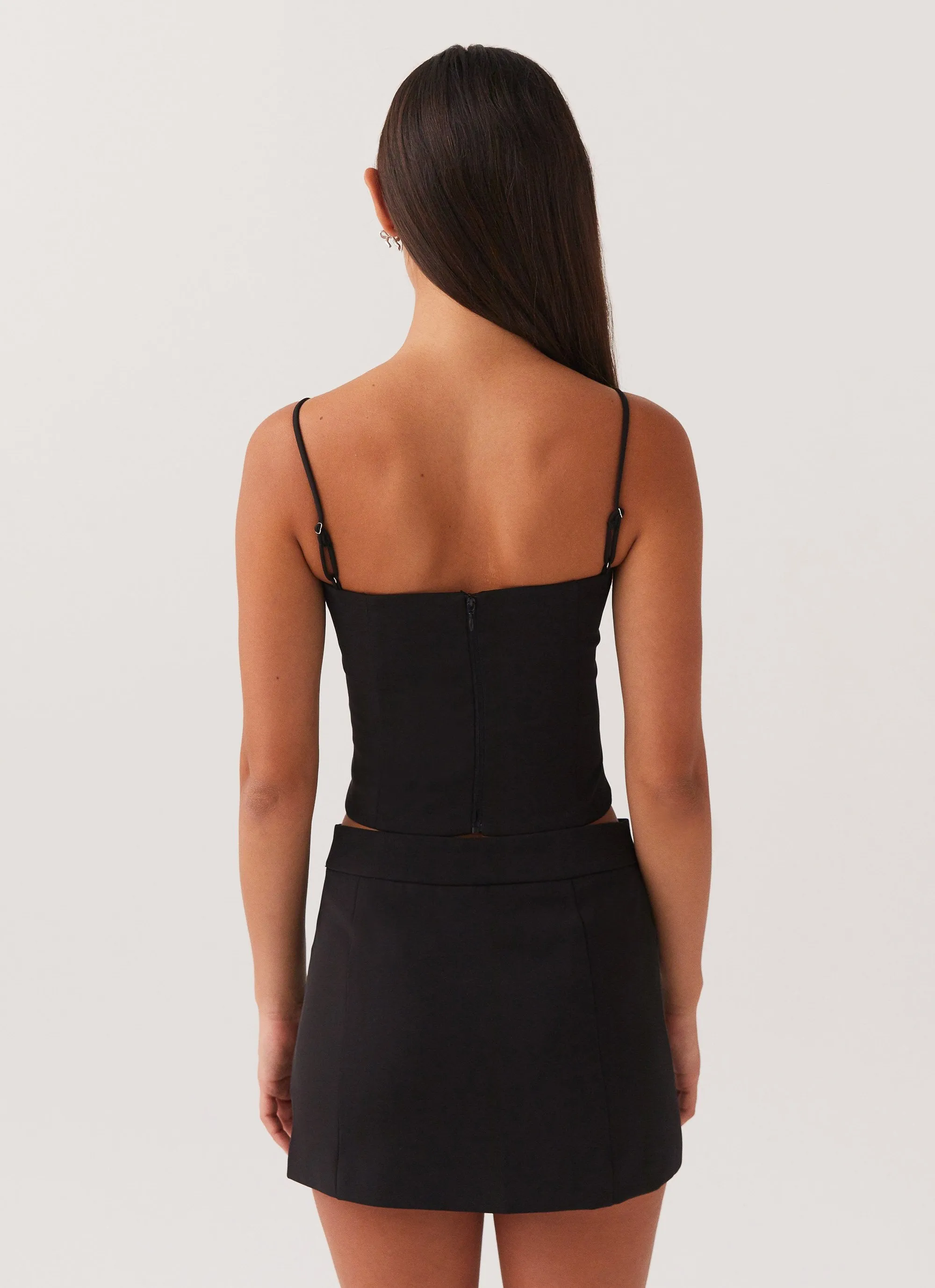 Eliana Suit Mini Skirt - Black Mood Look Weekend Vibe