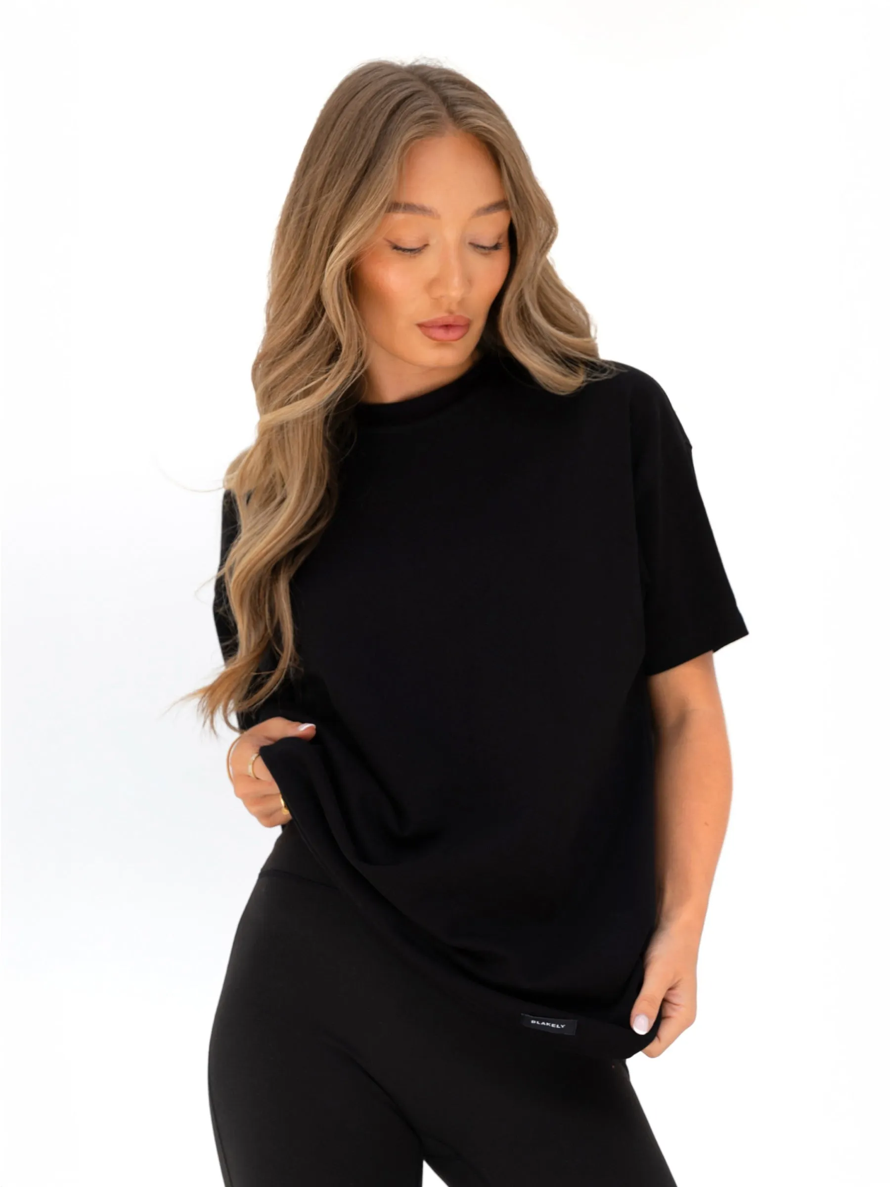 Olivia Oversized T-Shirt - Black Chic Look Sophisticated Casual