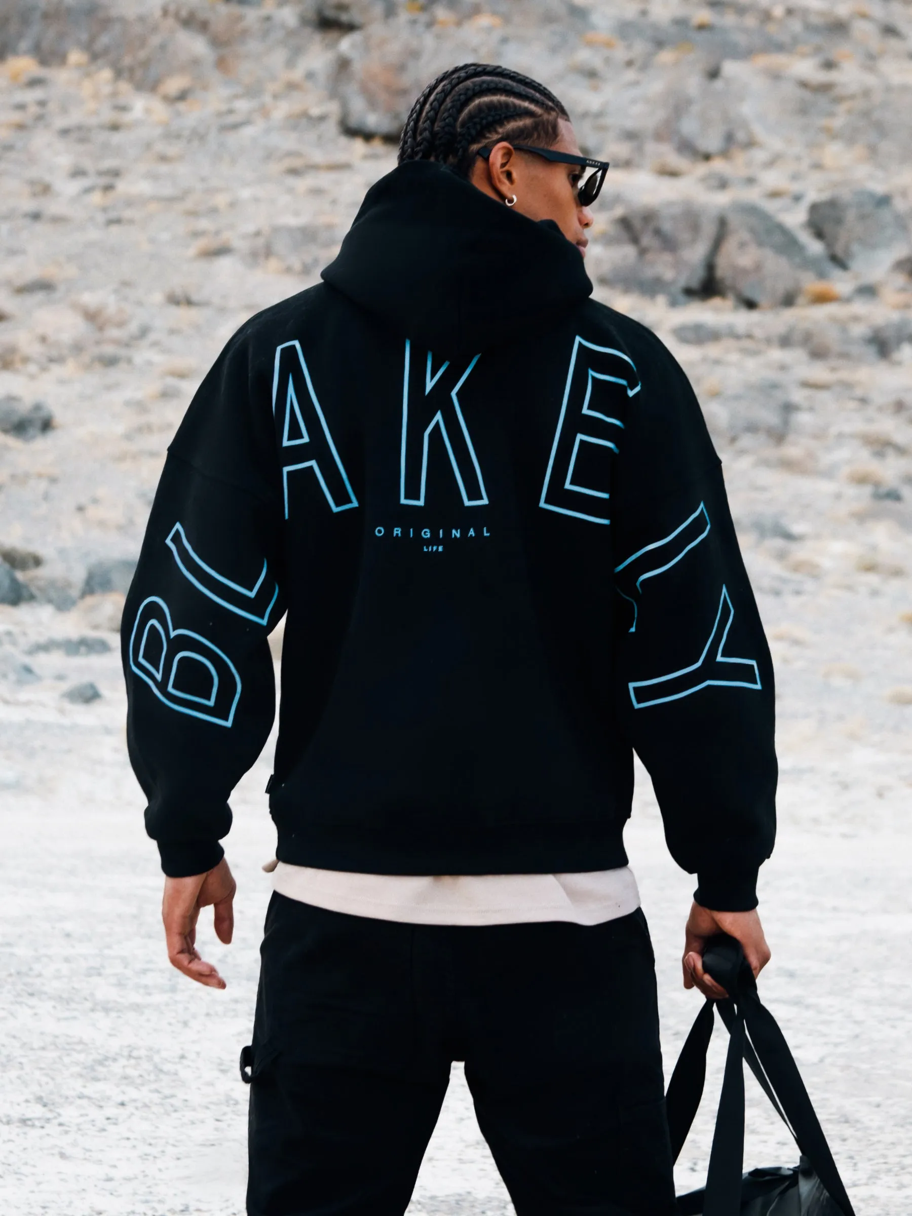 Coastal Style Cozy Feel Embroidered Idris Oversized Hoodie - Electric Blue