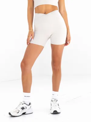 Ultimate Crossover Shorts - Ivory fade - resistant