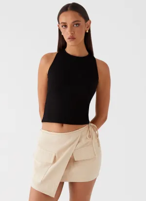 Timeless fitted silhouette Asymmetric-Neck Rae Tie Side Pocket Skirt - Ivory