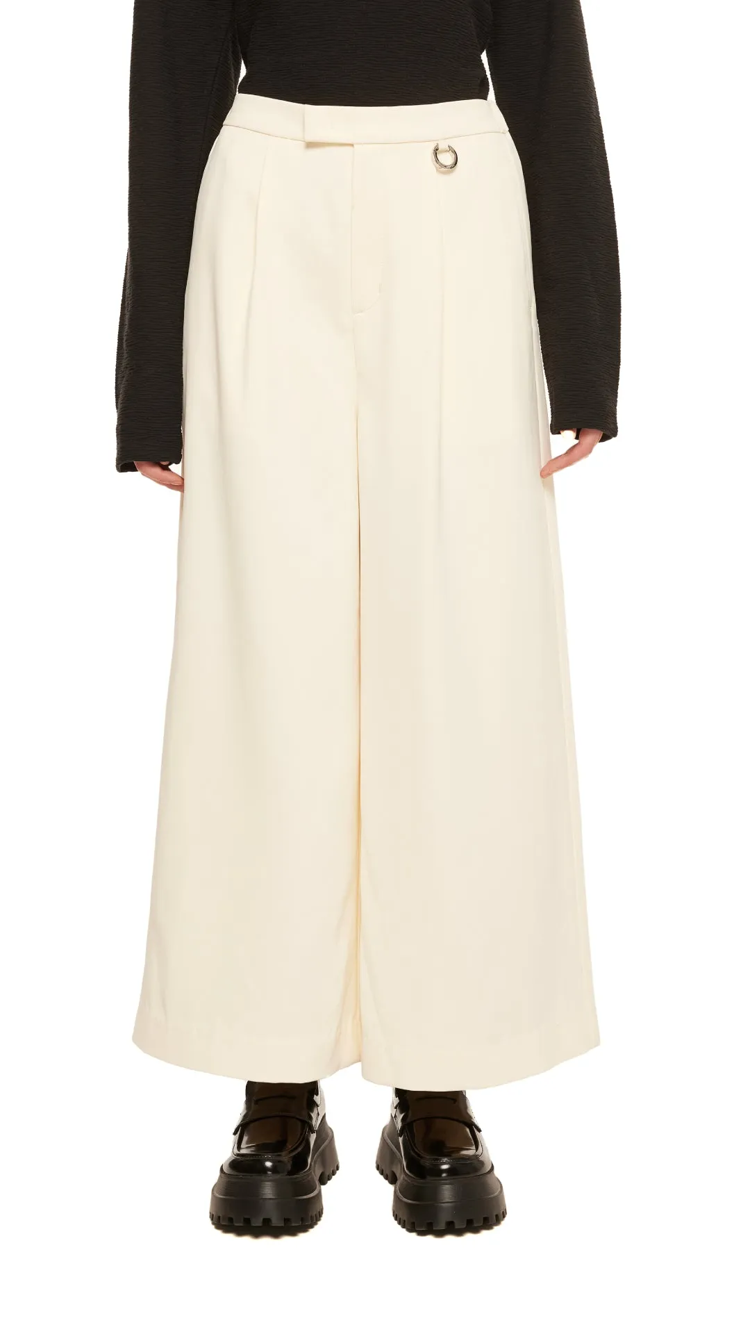 Flare Pants FlexibleJointConstruction