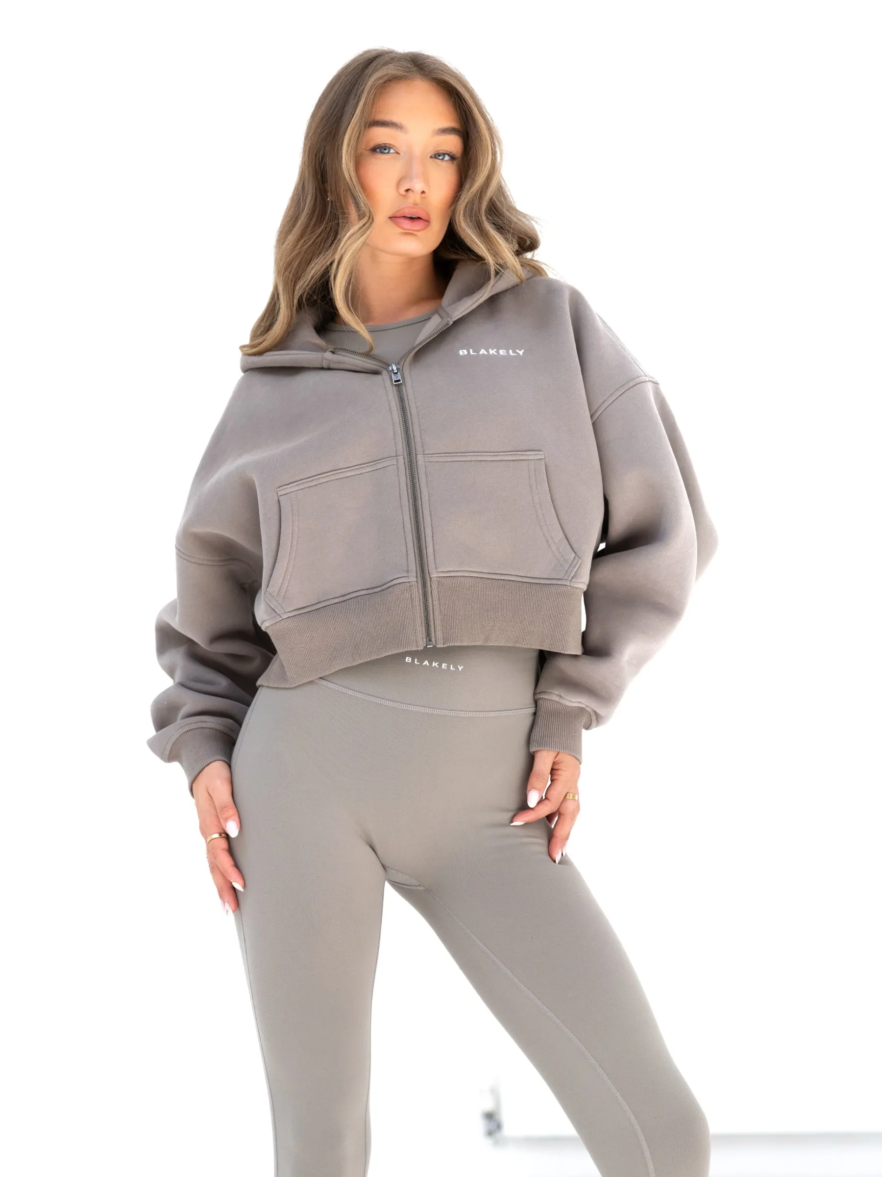 Ultimate Soft Lifestyle Leggings - Neutral Grey Weekend Look Subtle Curve