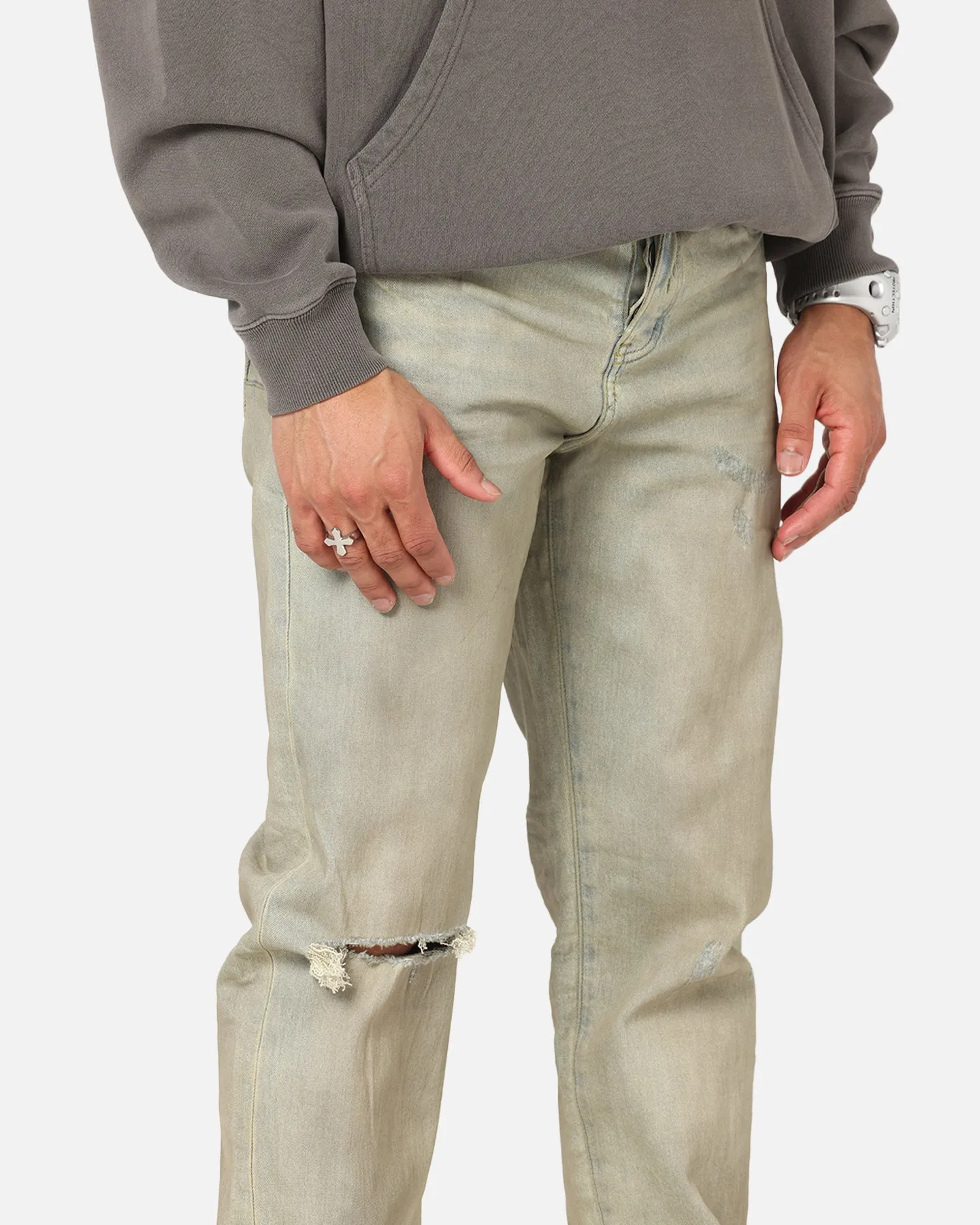 Timeless Outfit Saint Morta Psykhe Dirty Distressed Jeans Dirty Denim