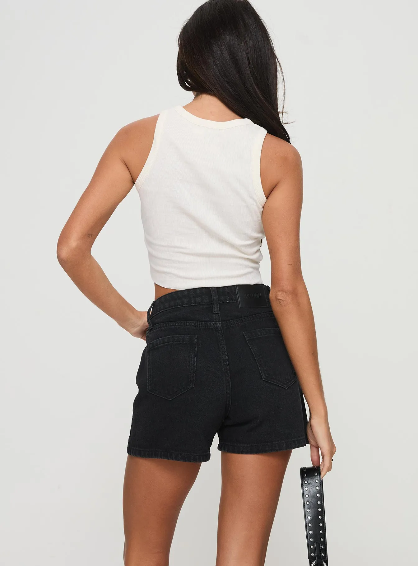 Silver Glow ElasticWaistband Saldana Shorts Washed Black Denim