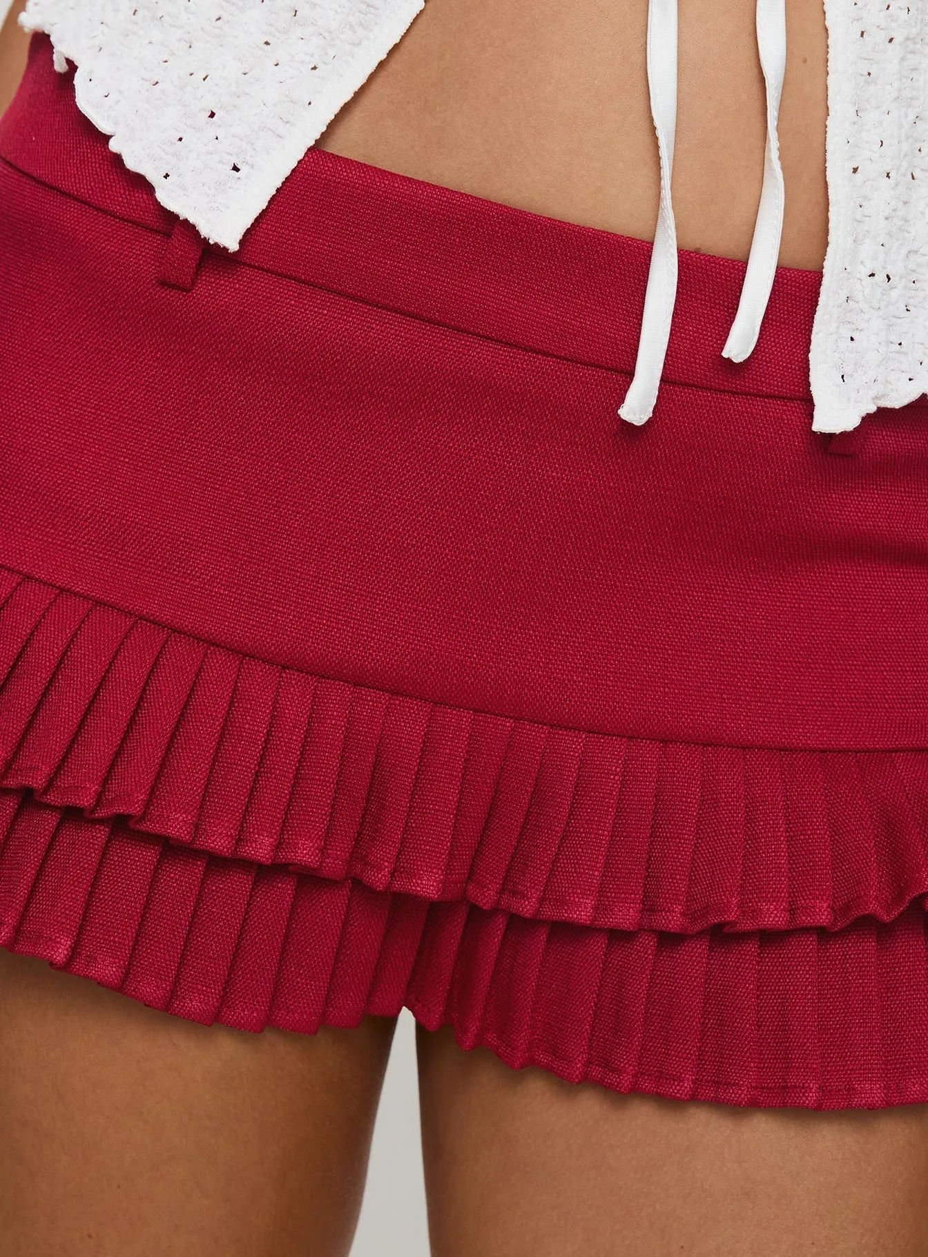 Deei Double Ruffle Mini Skort Poppy Red Match Fit