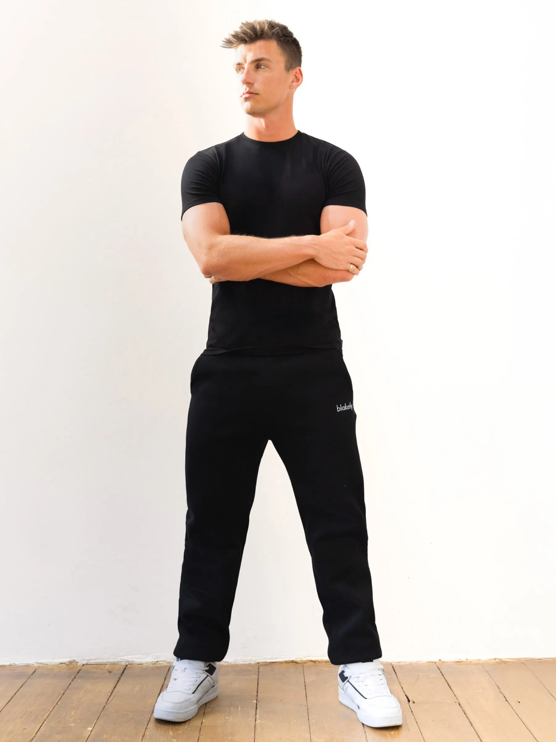 Cool Weather Sami Relaxed Sweatpants - Black