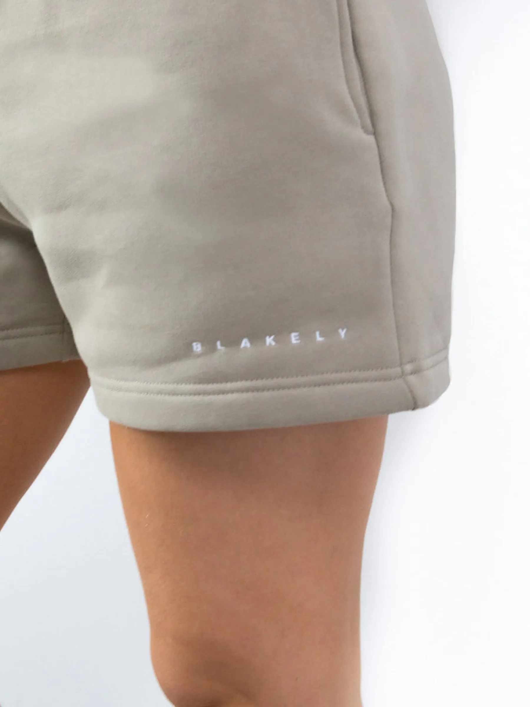 Isabel Jogger Shorts - Beige Compression Fit