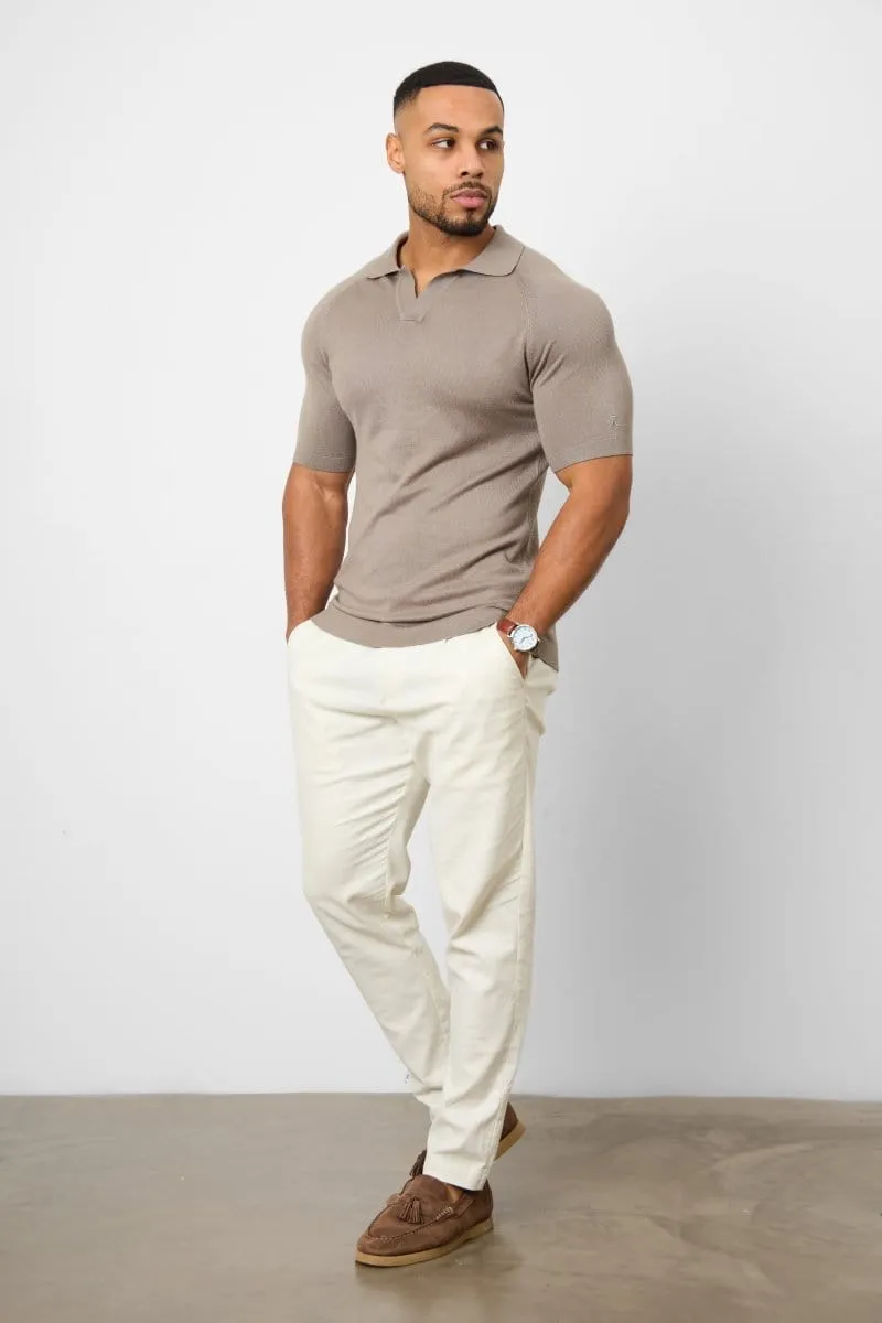 Stretch Comfort Quick-Dry Tech Textured Open Collar Knitted Polo Shirt in Mole