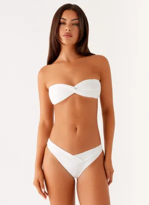 Fashion Trends Comfort Seeker Delta Bikini Bottoms - White