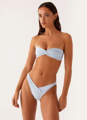 Ring-Details Anti Chafing Seams Delta Bandeau Bikini Top - Blue