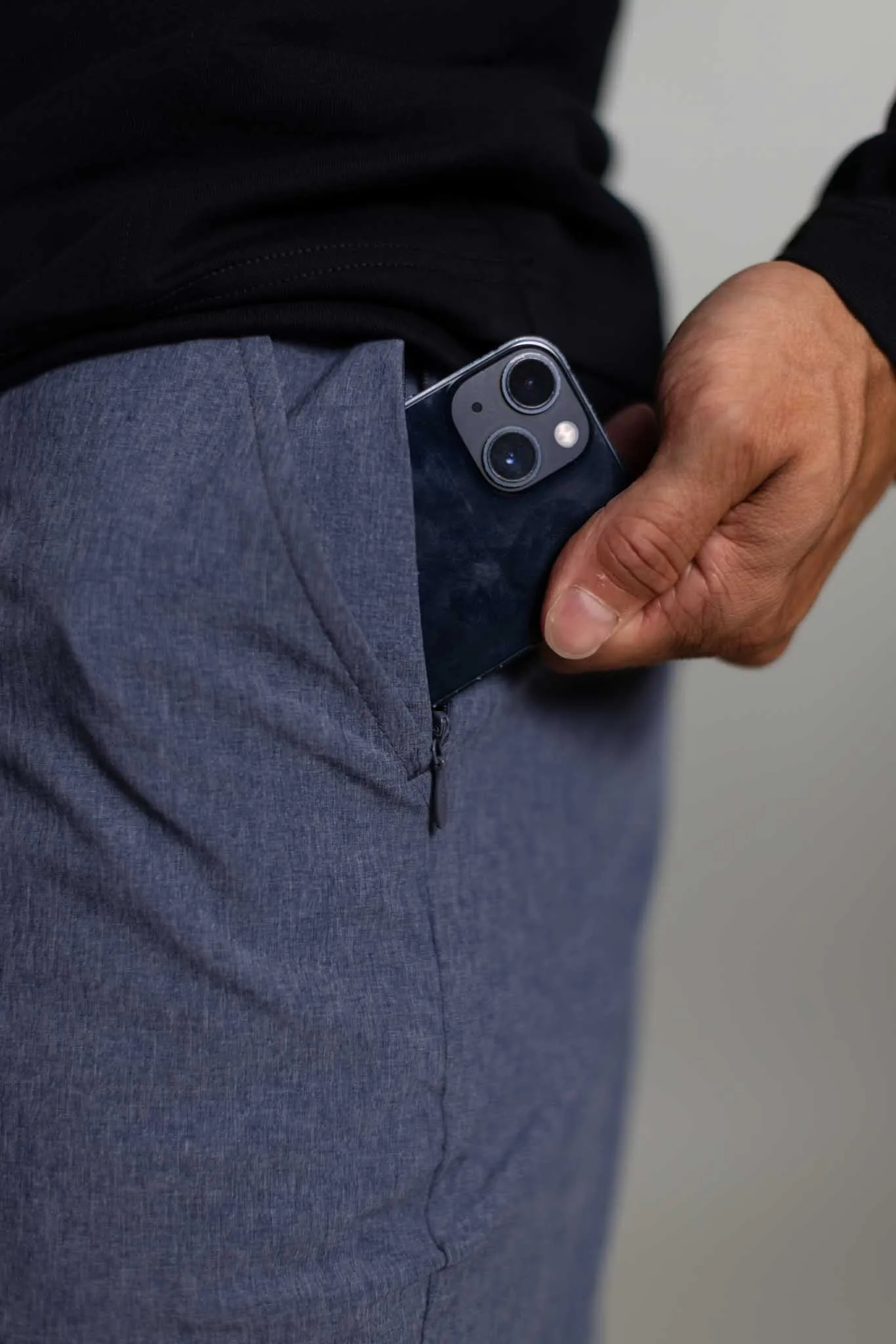 Elastic hem Wrinkle Free Fabric [AIRLOOM] Wayfarer Shorts - Heather Blue