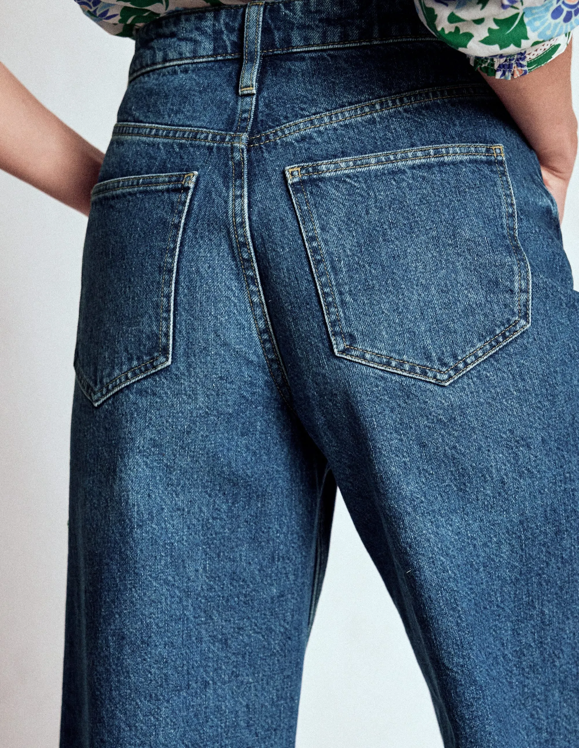 True Comfort High Rise Straight Crop Jeans-Mid Vintage