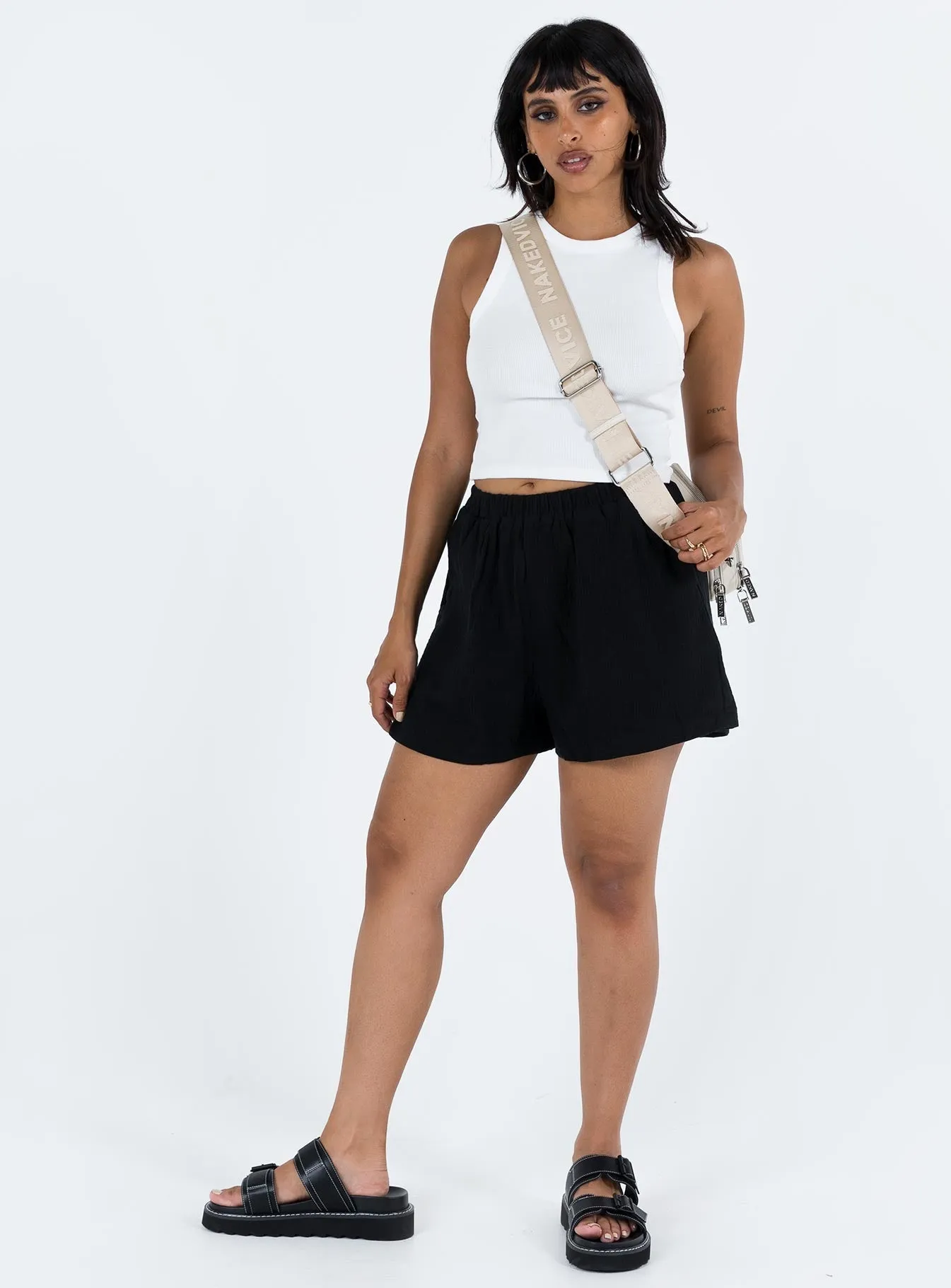 Mateo Shorts Black FoldableDesign Tencel Blend Fabric