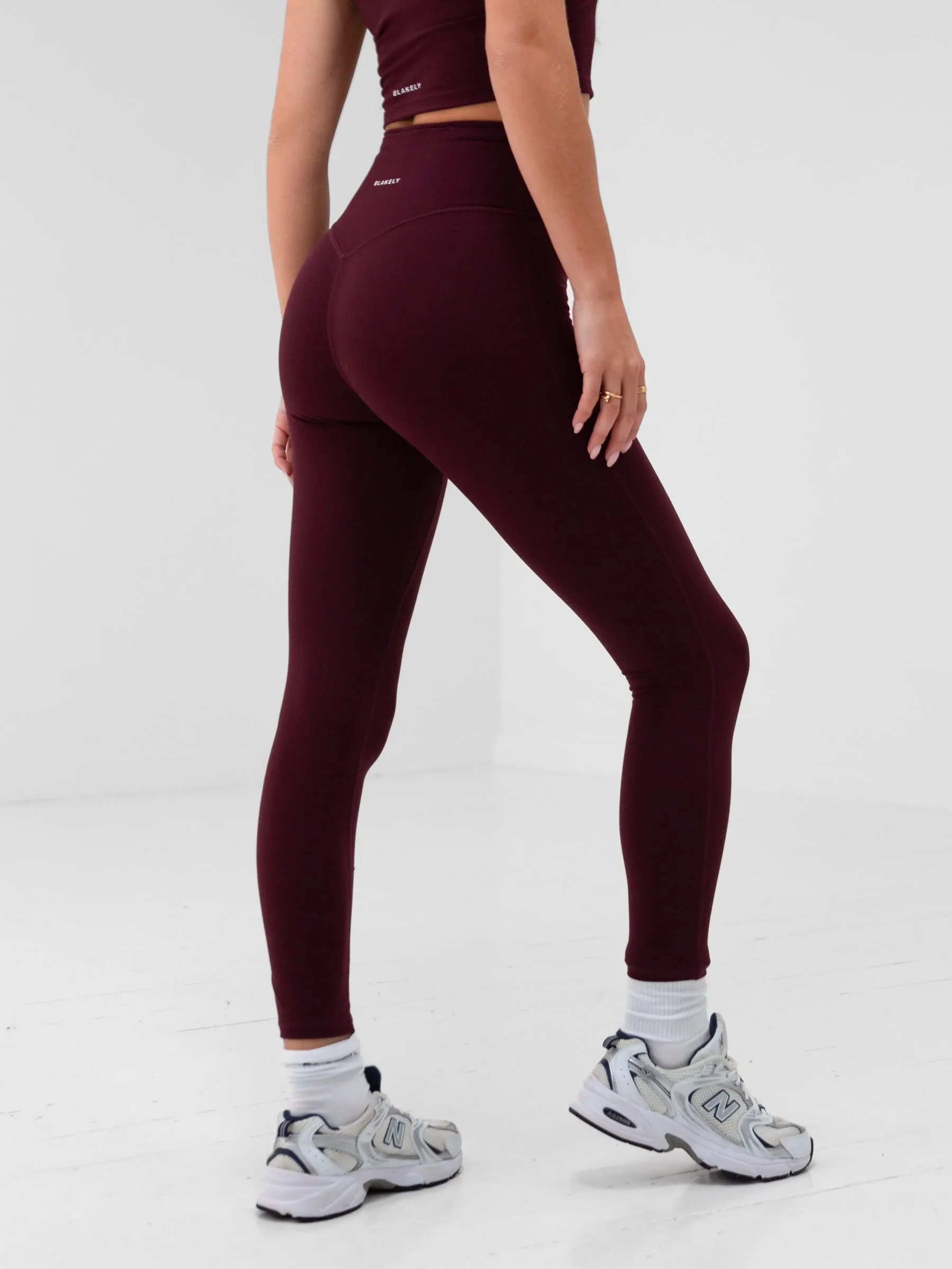 Daily Routine Luxury Choice Basic Style Apex Pro Compression Leggings - Deep Burgundy