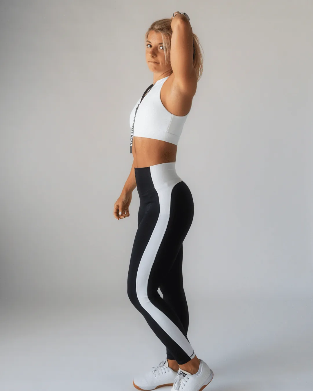 Silky feel [CORE] Defynt Leggings - Black / White