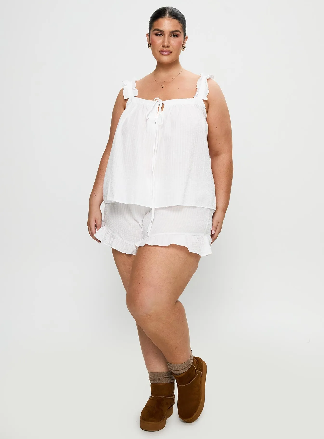 Smile Ease Santabelle Frill Shorts White Curve
