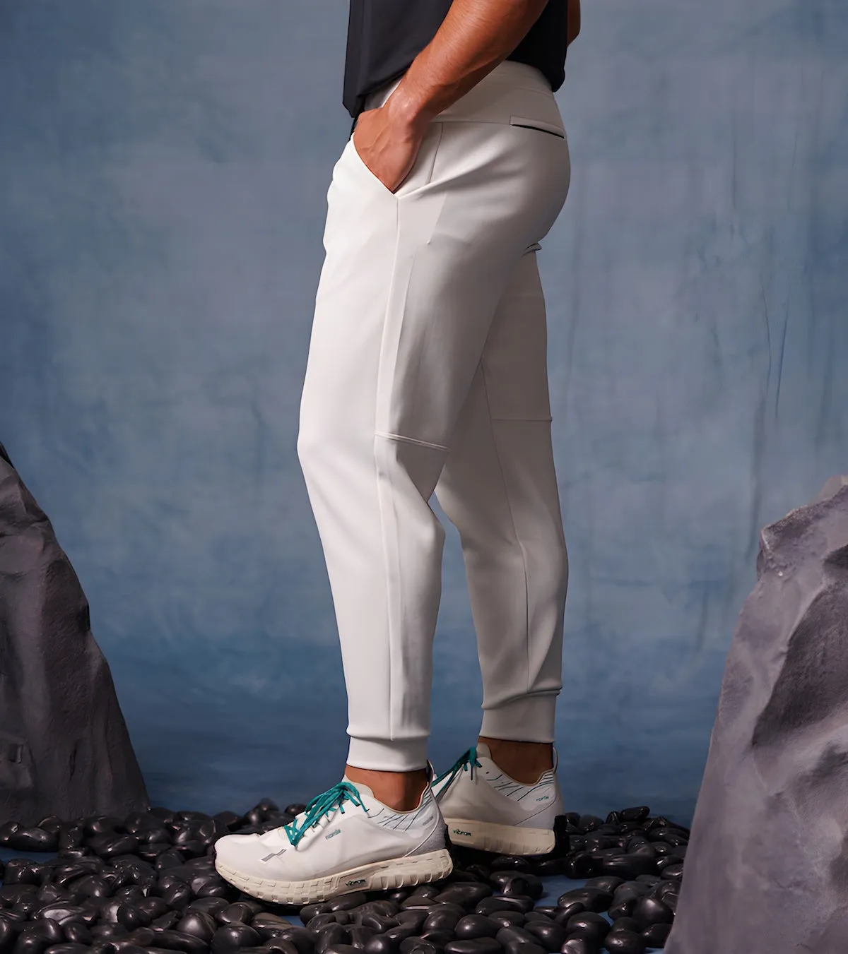 FlexFitTechnology Flight Fit The Dynamic Warm Up Jogger | Stone
