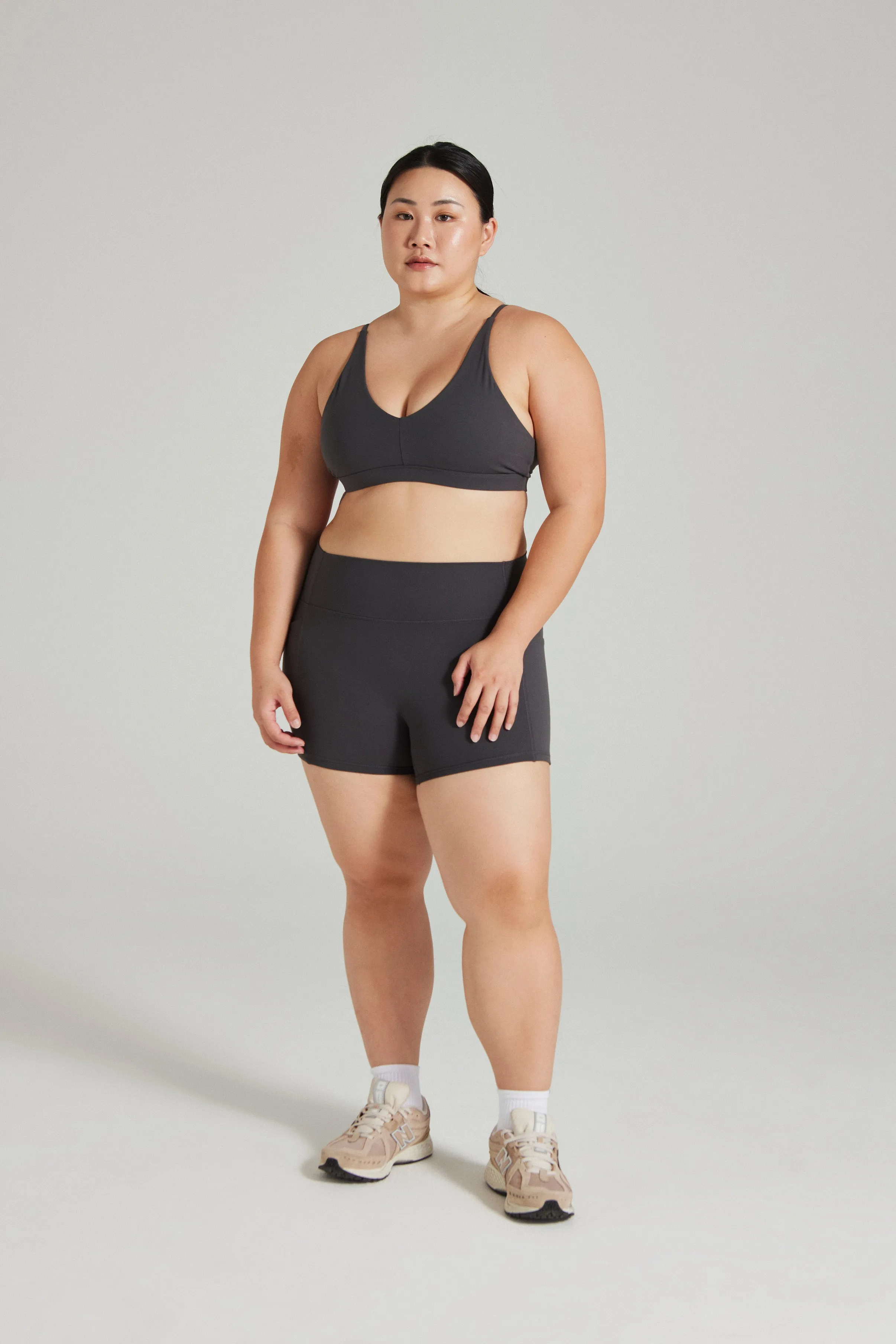 V Plunge Bra 2.0 in Stepper Smooth Structure Snag Free Fabric