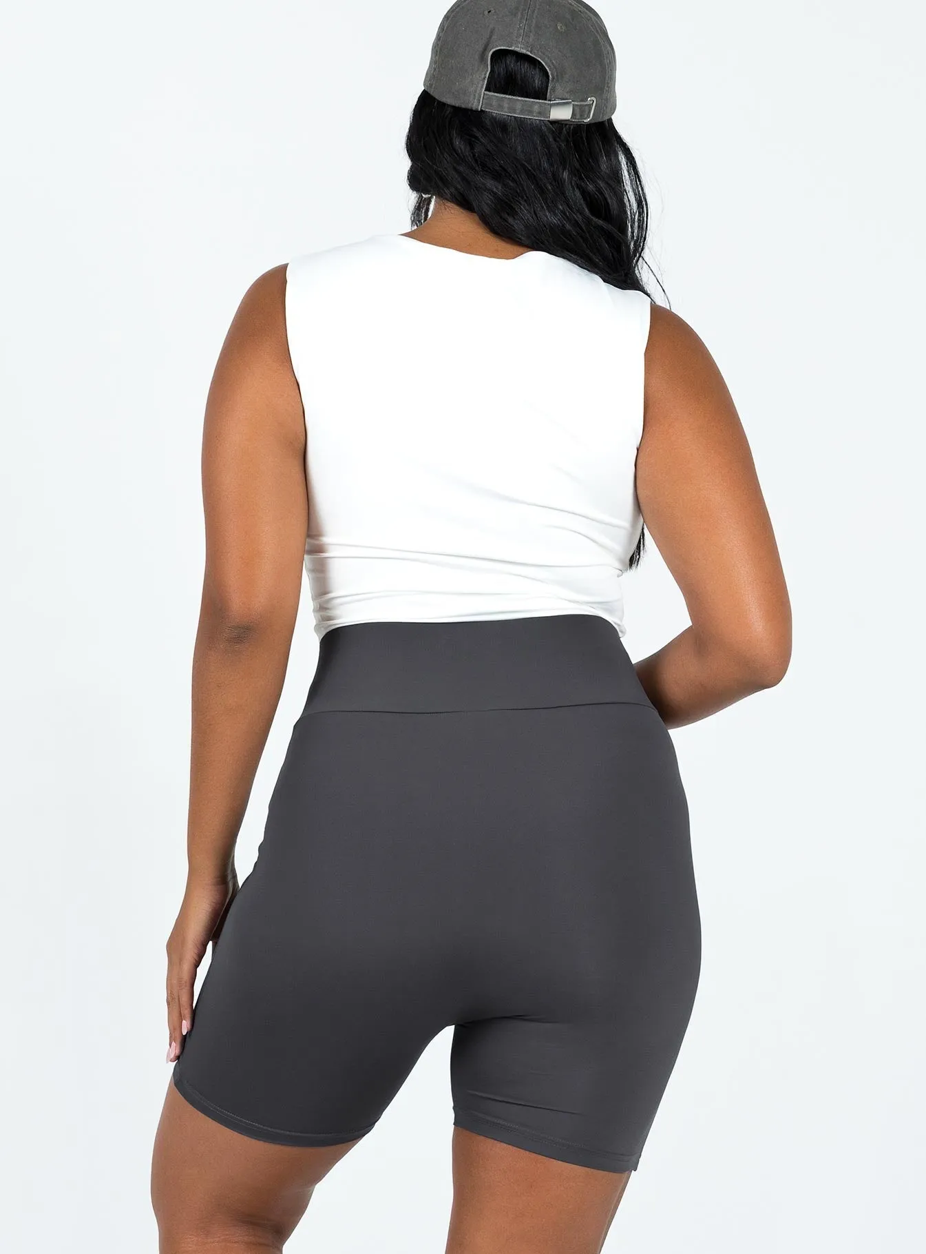 Tailored Fit Travel Vibe Alumni Bike Shorts Slate