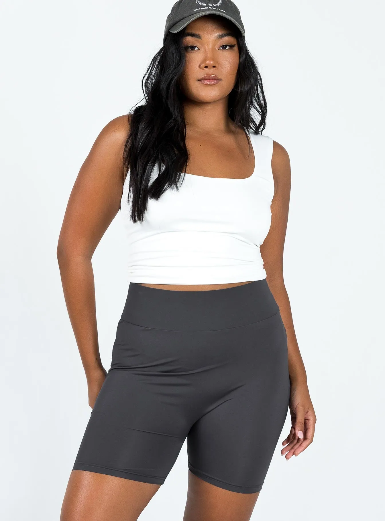 NonRestrictiveCut Light Ease Alumni Bike Shorts Slate