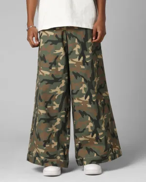 All Round Fit Easy Wearing Loiter F-22 Raver Jeans Woodland Camo
